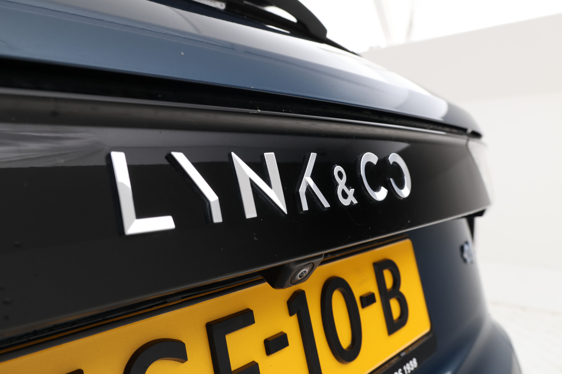 Foto van Lynk&co LYNK & Co 01