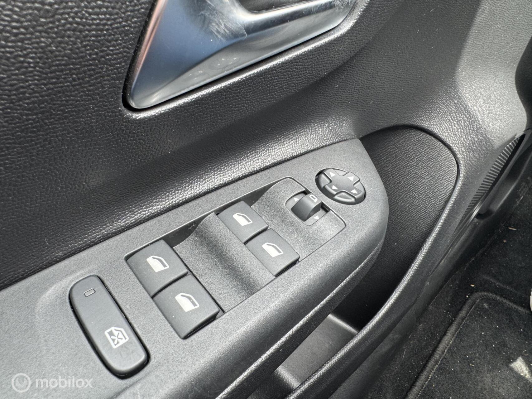 Foto van Opel Corsa Electric