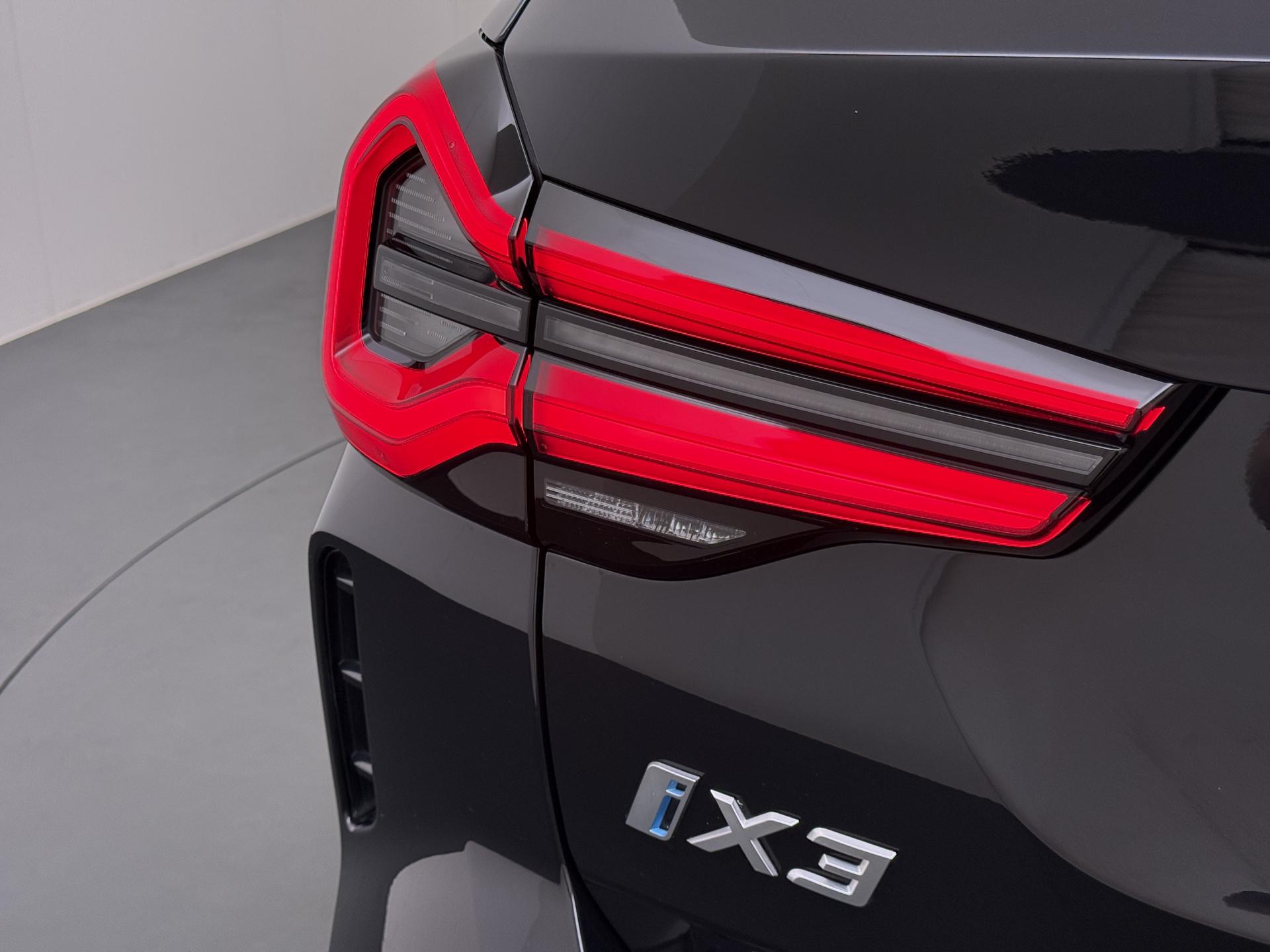 Foto van BMW Ix3