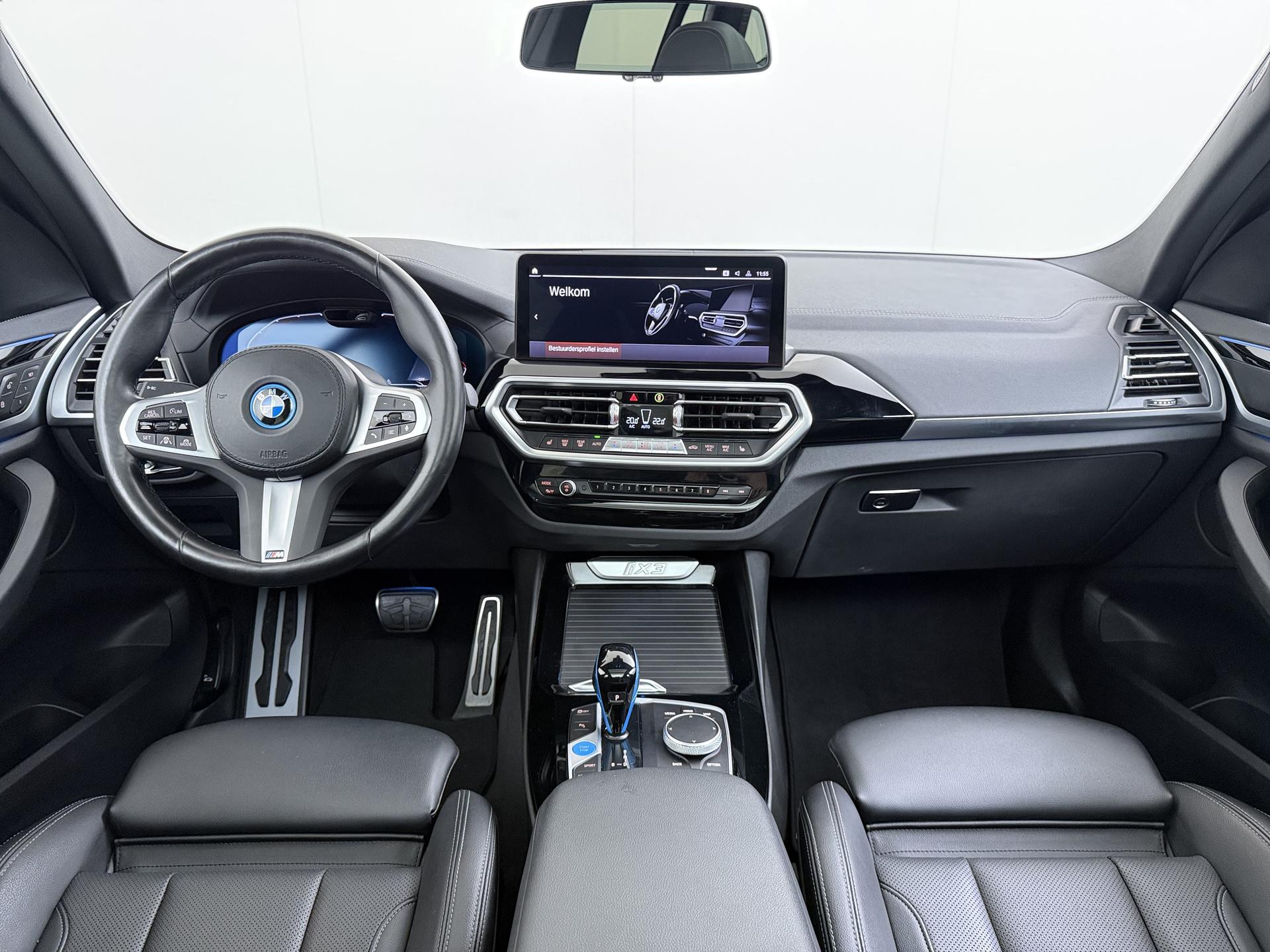 Foto van BMW Ix3
