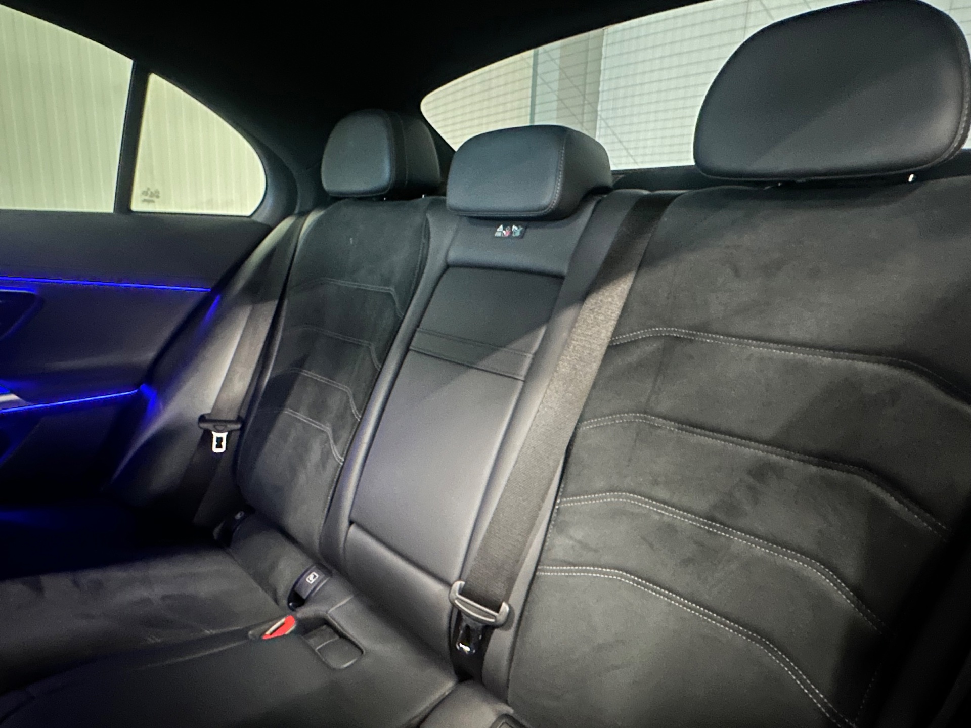 Foto van Mercedes-Benz E 300 E