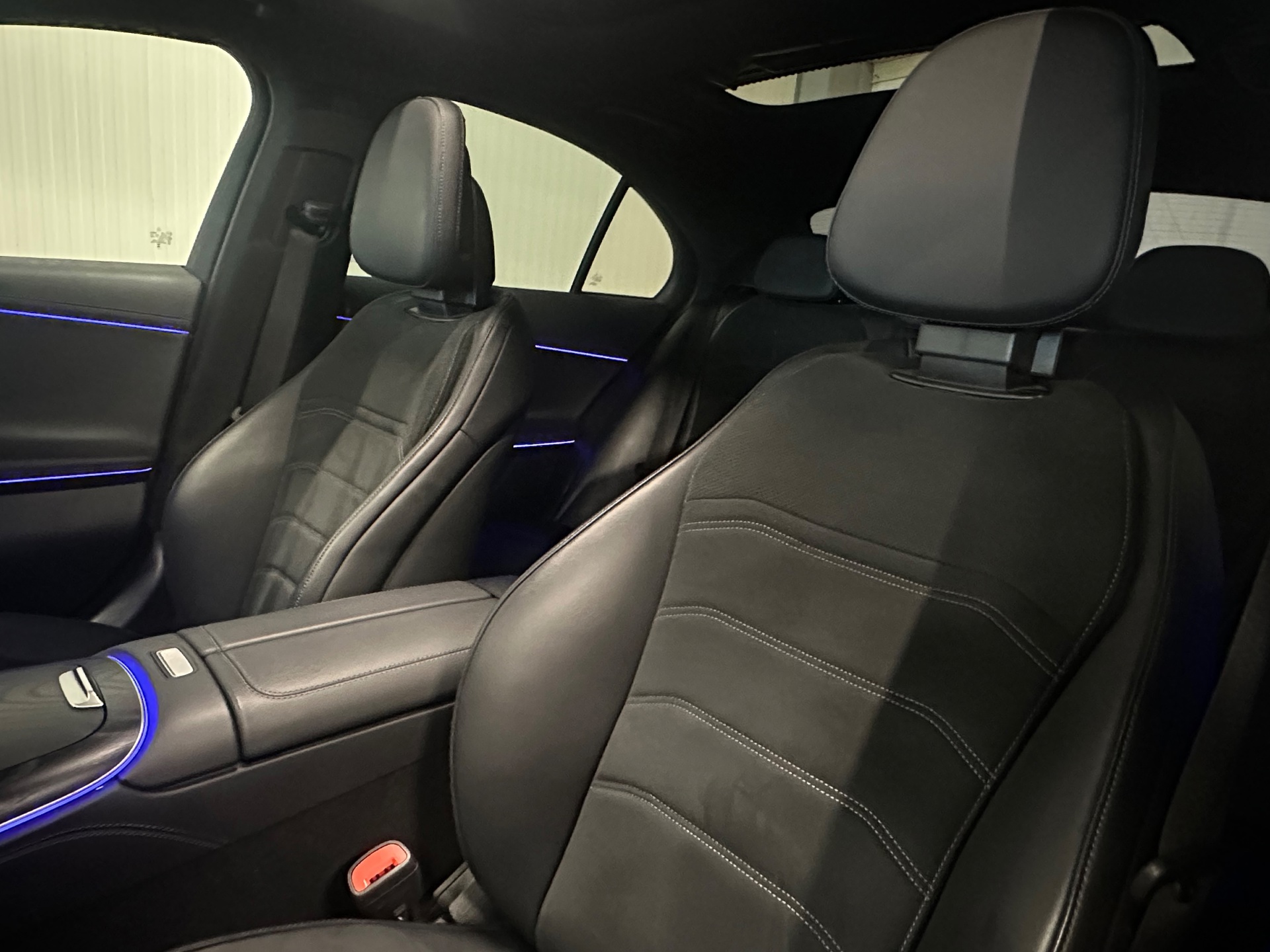 Foto van Mercedes-Benz E 300 E