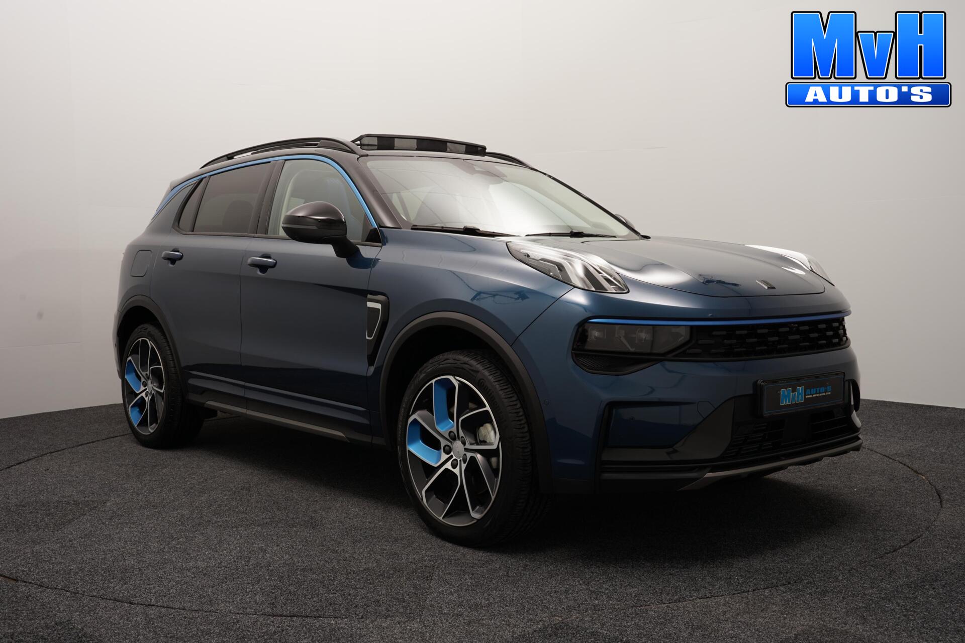 Foto van LYNK & Co 01