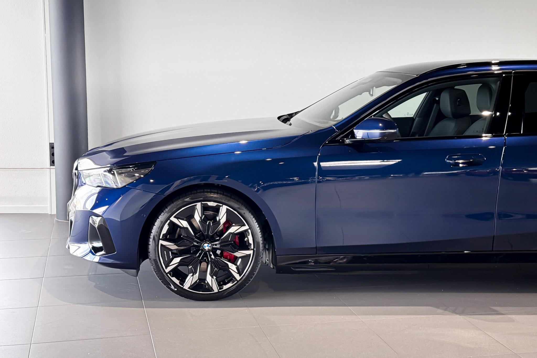Foto van BMW I5 Edrive40