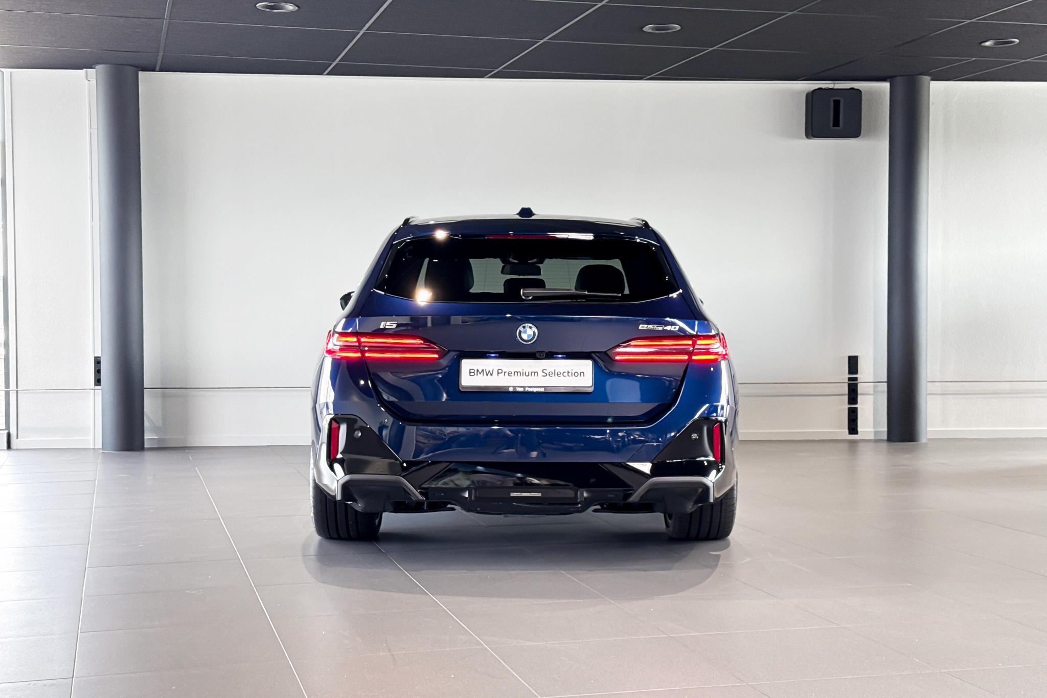 Foto van BMW I5 Edrive40