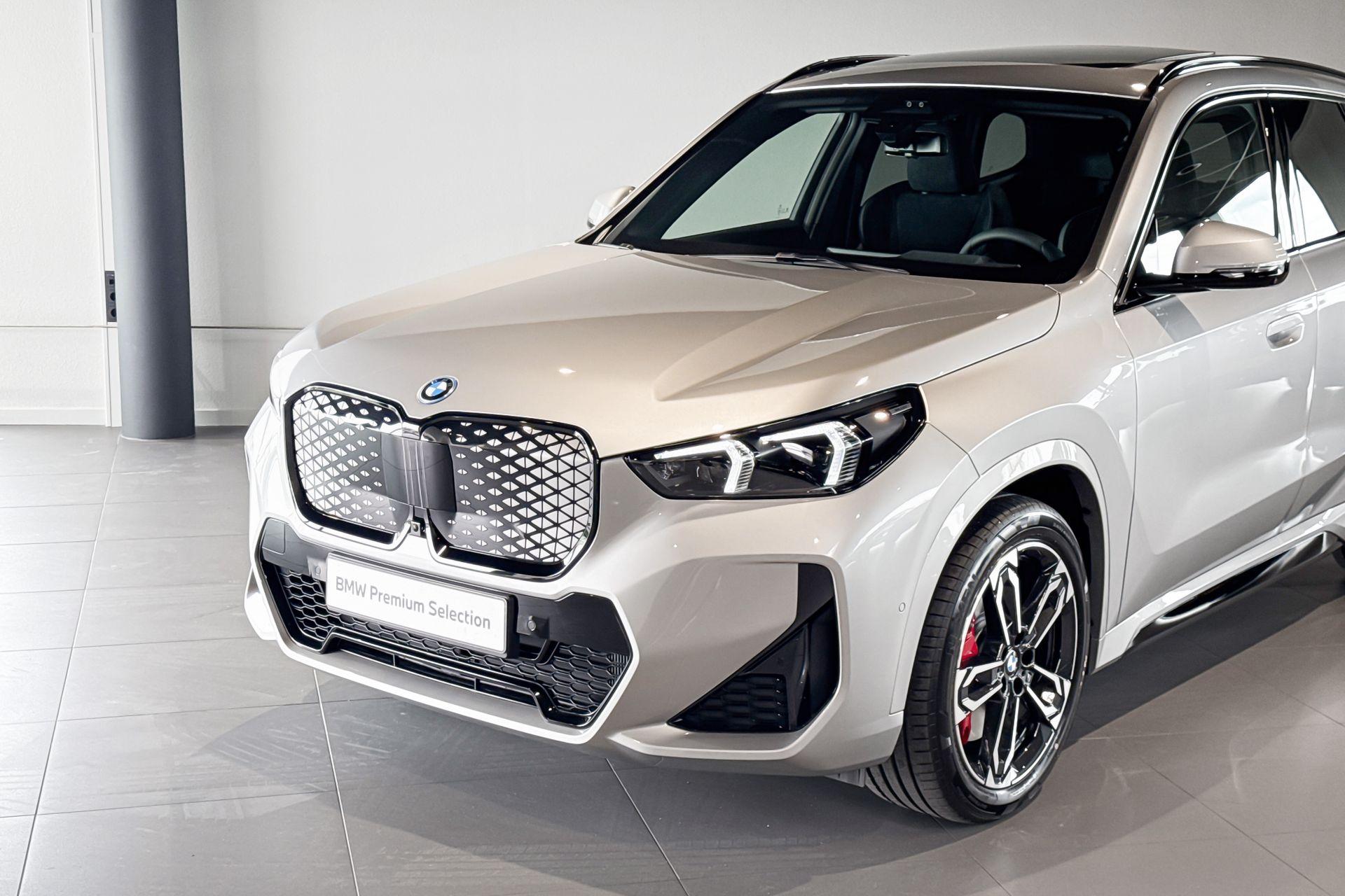 Foto van BMW Ix1 Edrive20