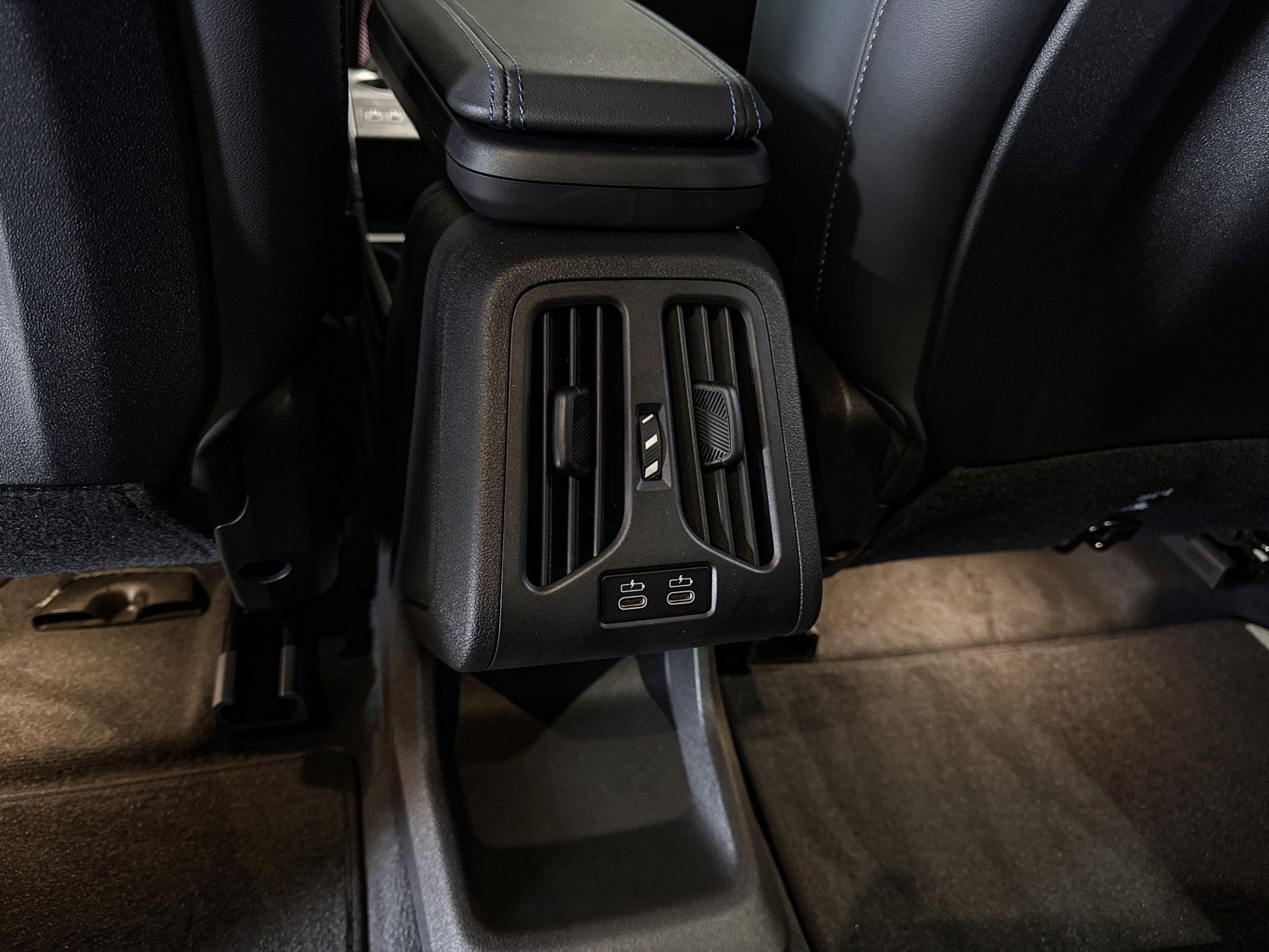 Foto van BMW Ix1 Edrive20