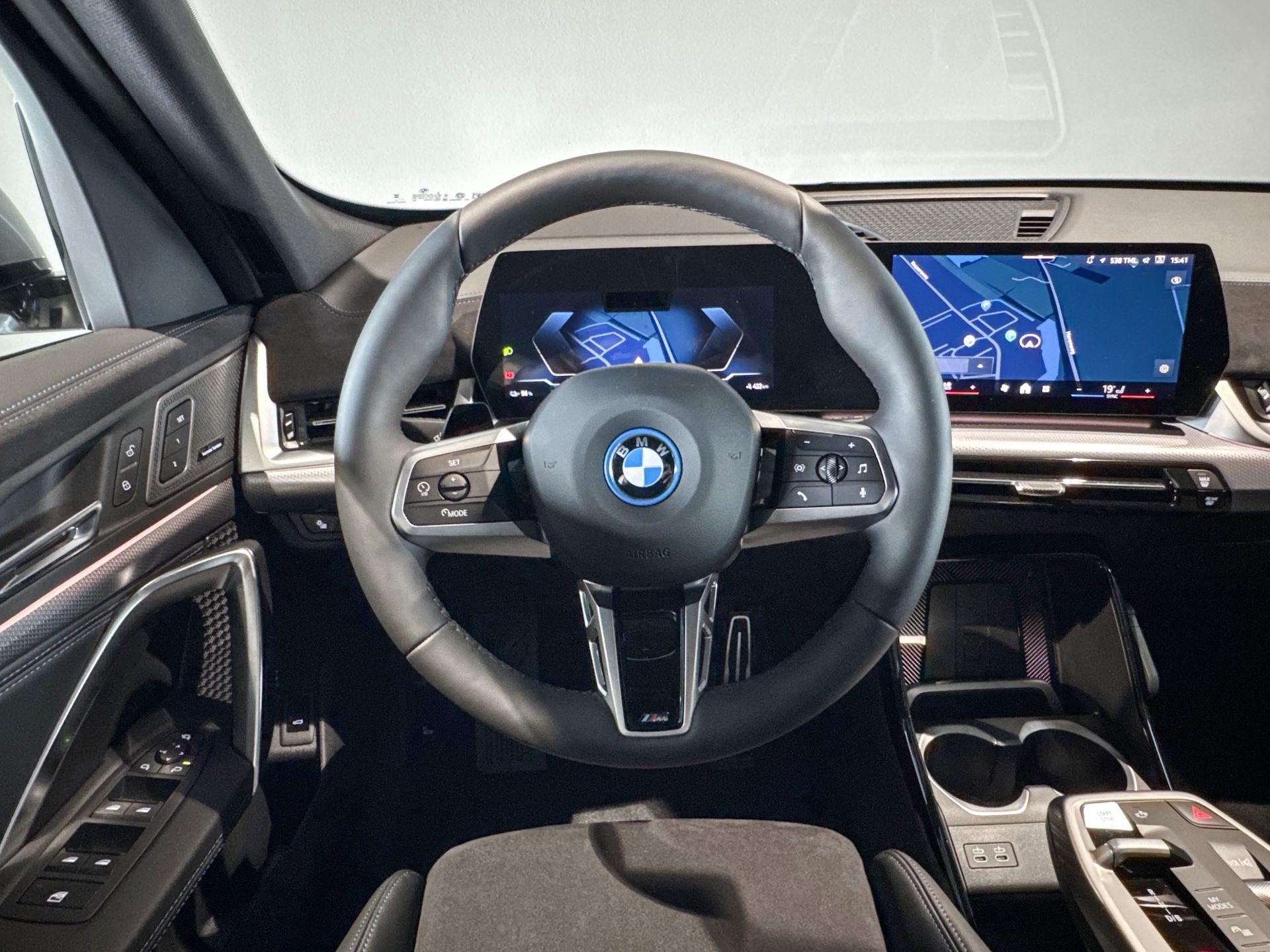 Foto van BMW Ix1 Edrive20