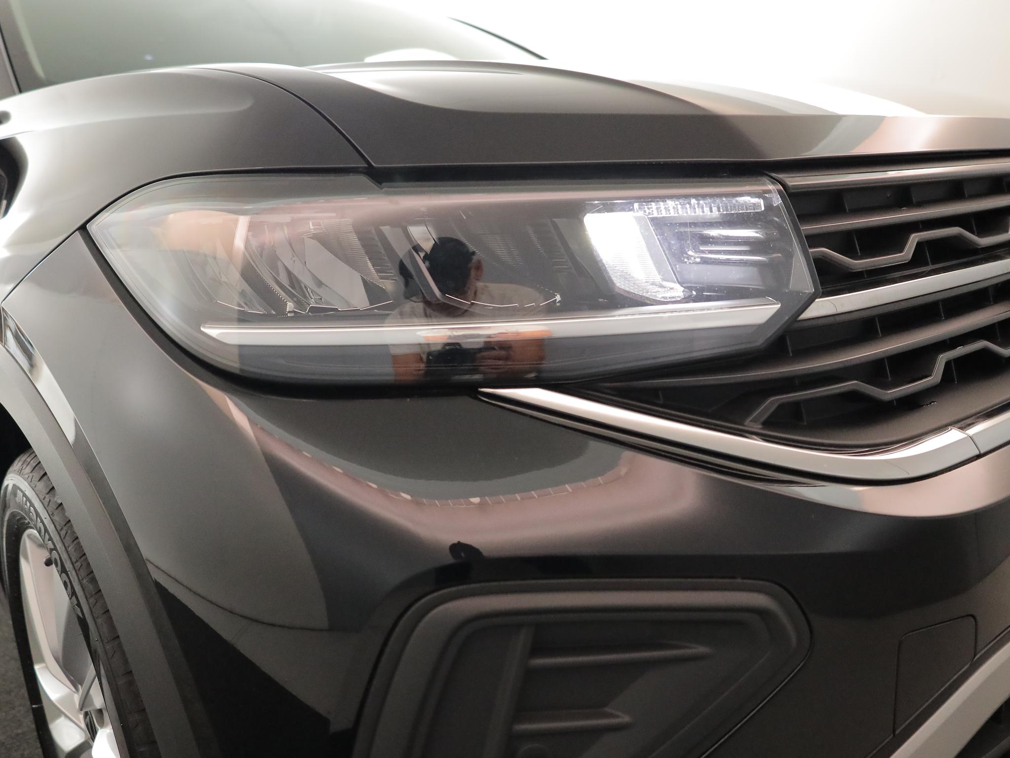 Foto van Volkswagen T-cross