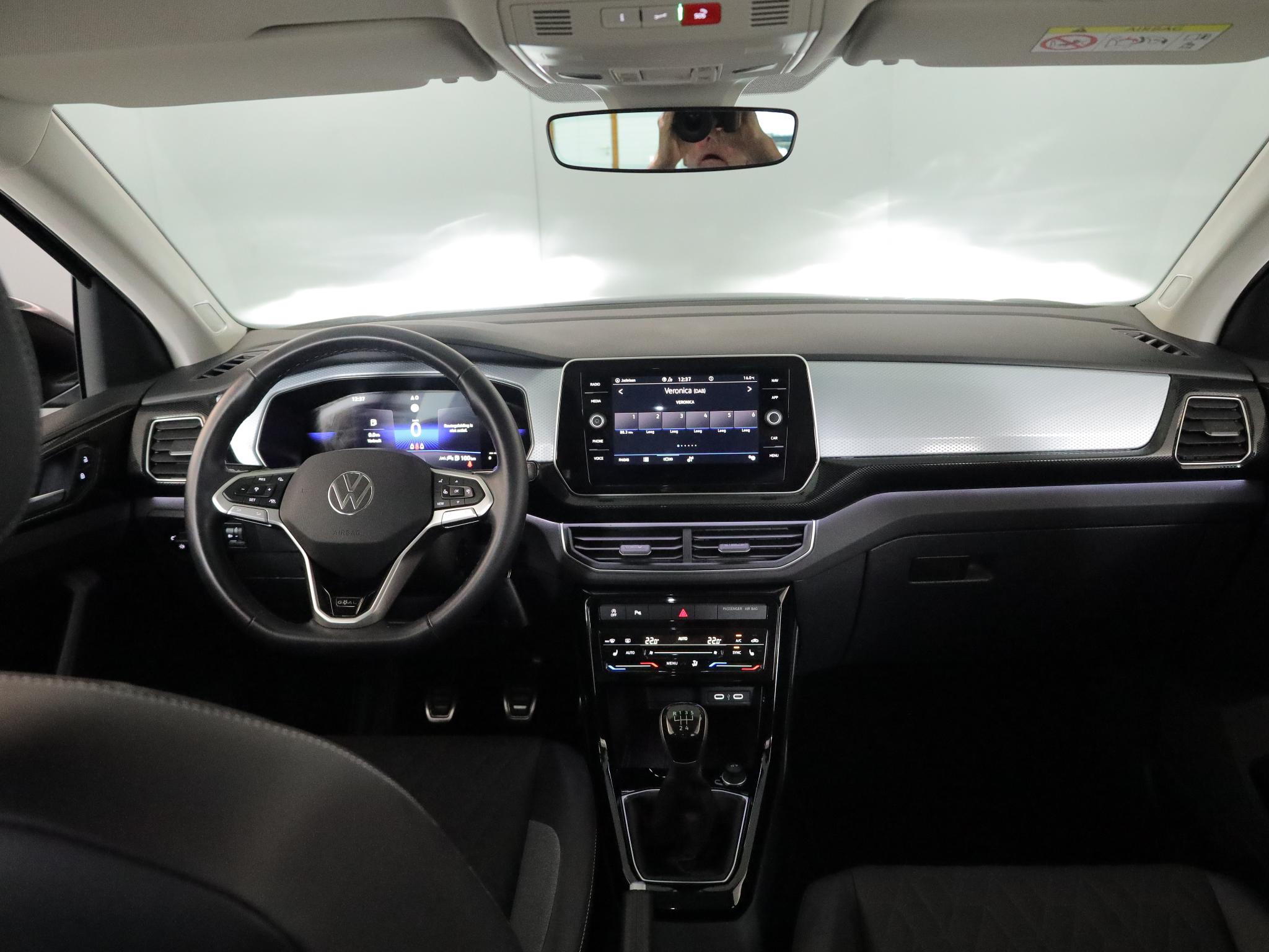 Foto van Volkswagen T-cross