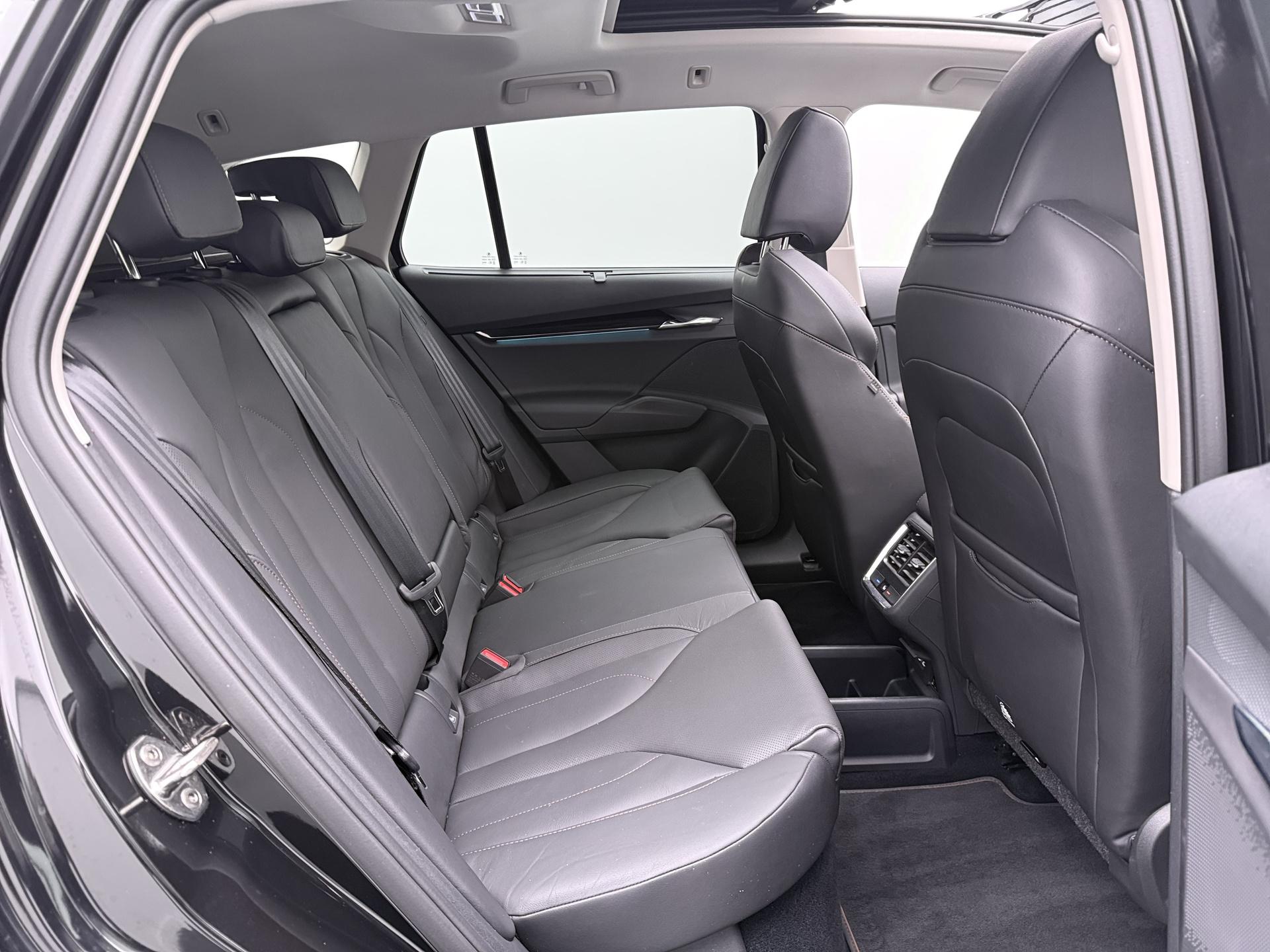 Foto van Skoda Enyaq 80