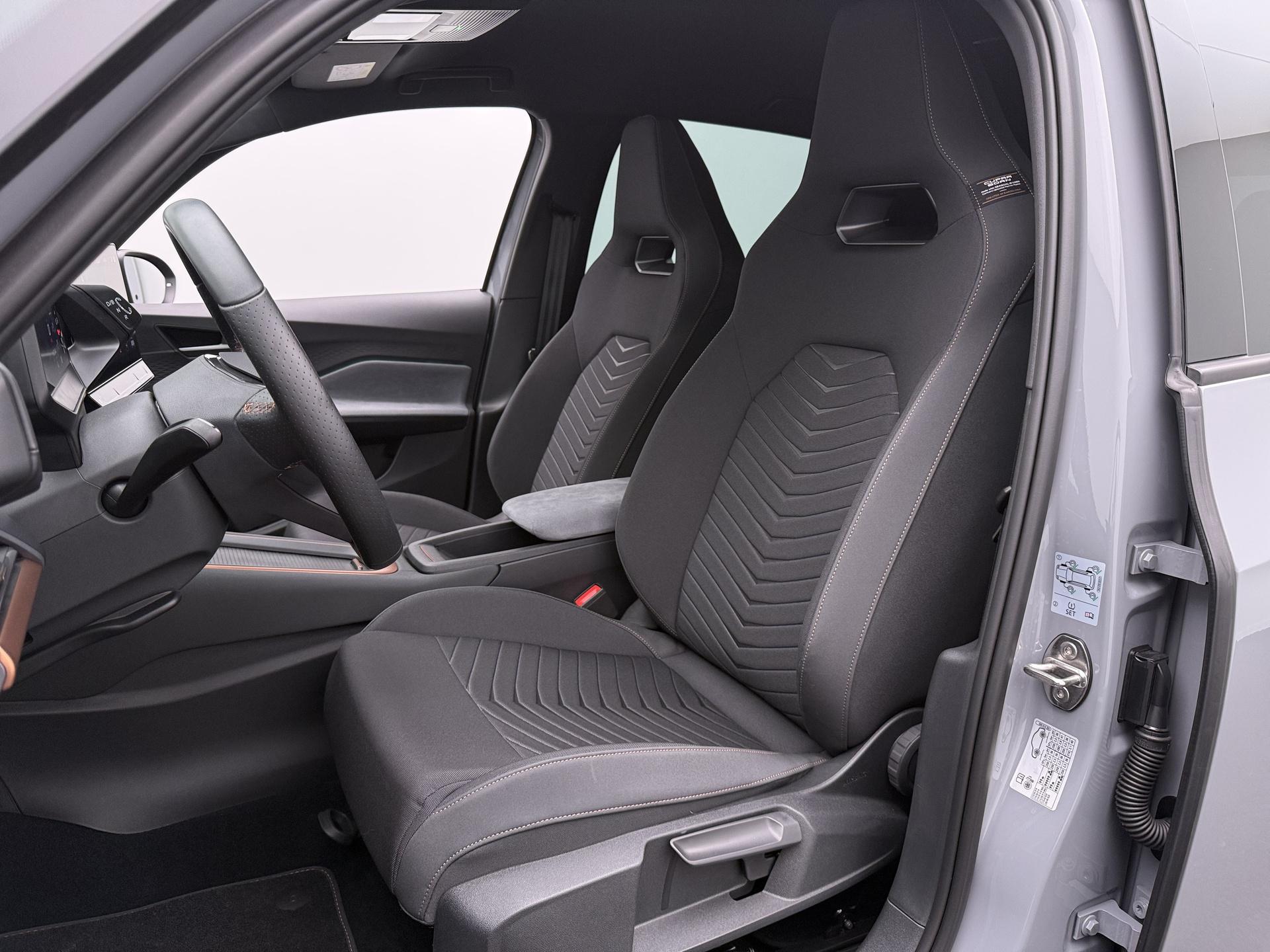 Foto van Cupra Born 150 KW 58/62 KWH