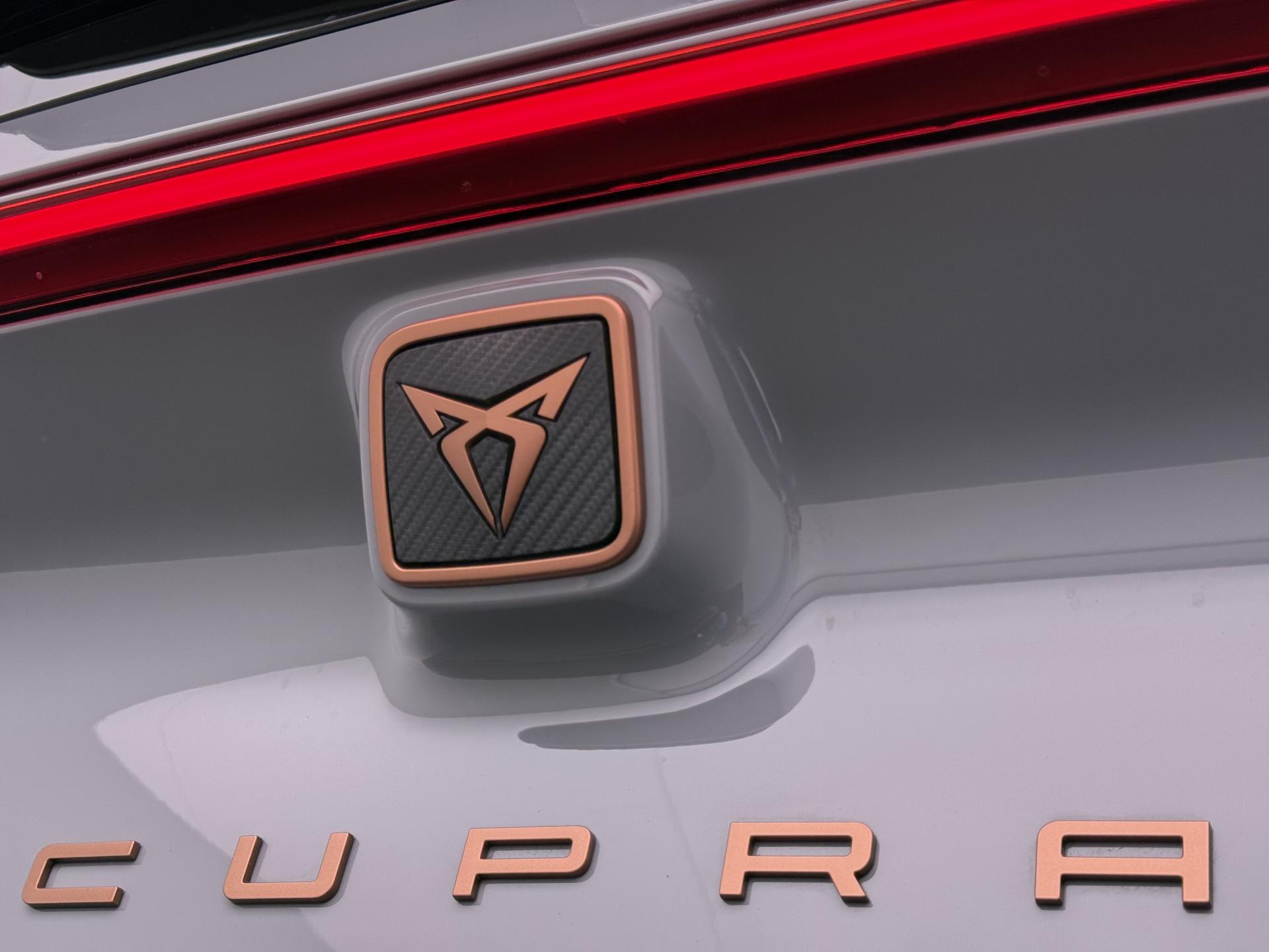 Foto van Cupra Born 150 KW 58/62 KWH