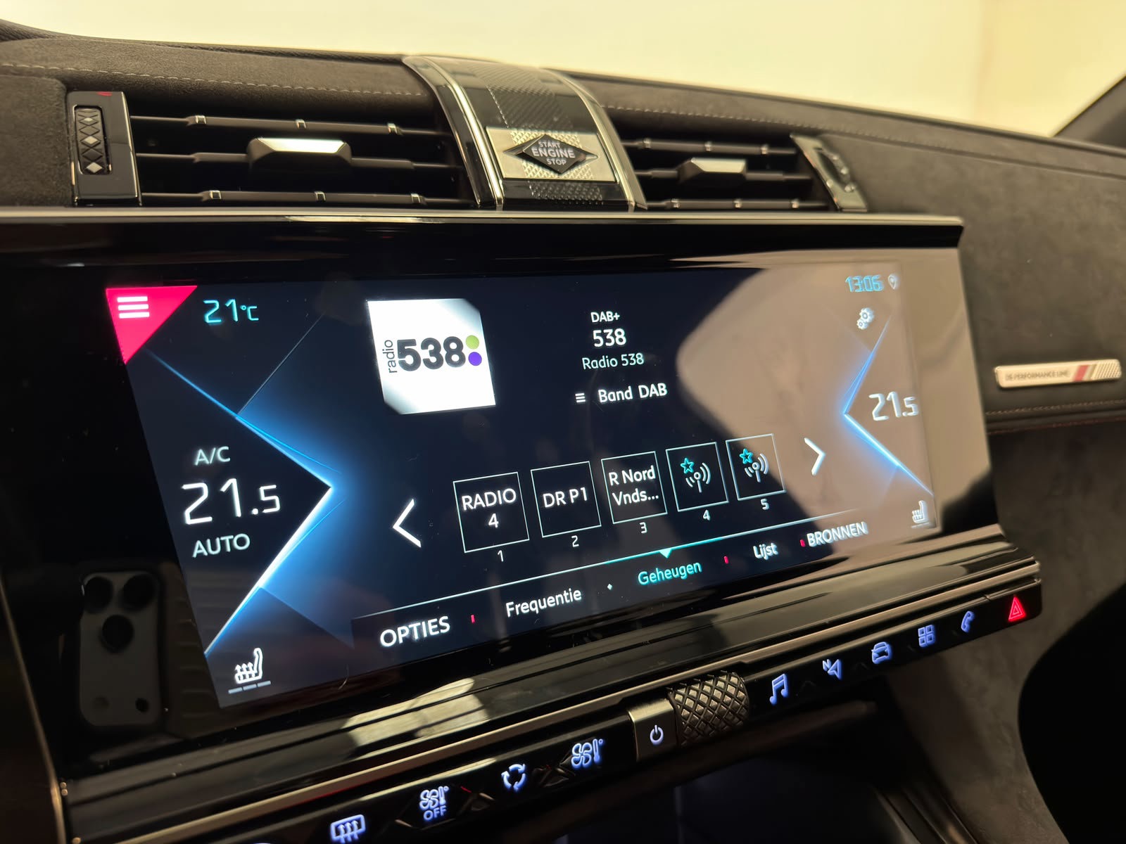 Foto van DS DS 7 Crossback