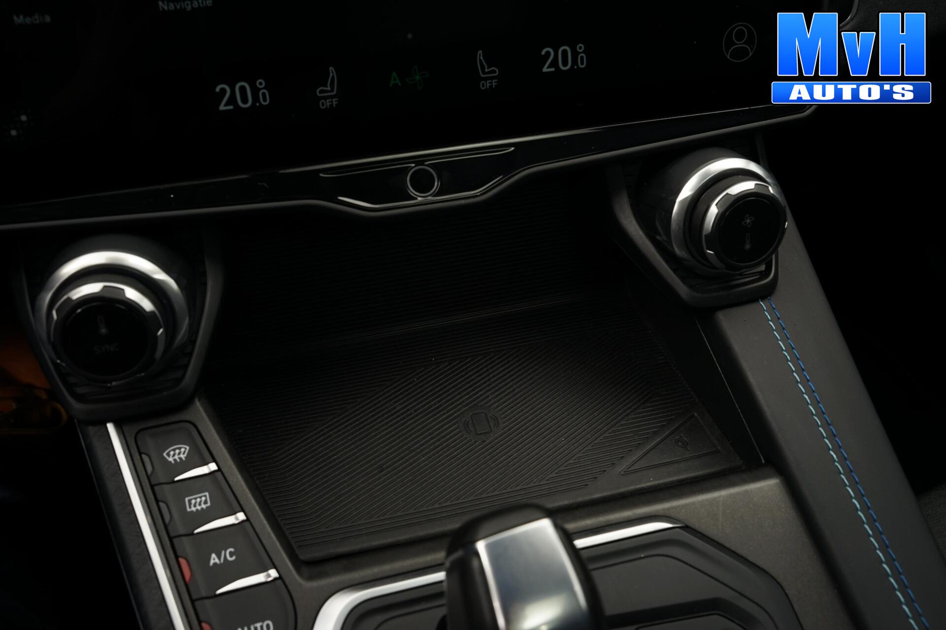Foto van LYNK & Co 01