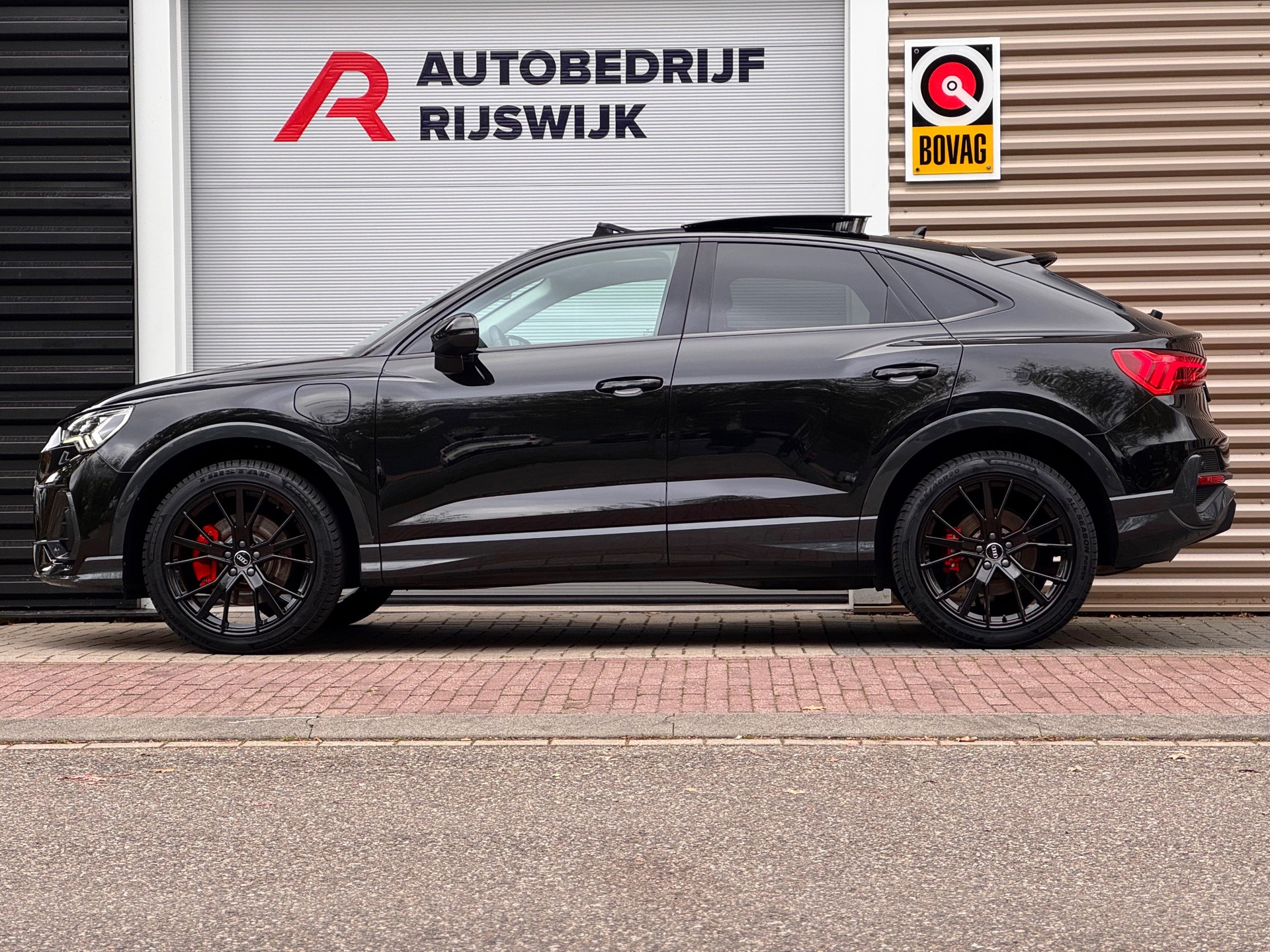 Foto van Audi Q3 Sportback E-tron