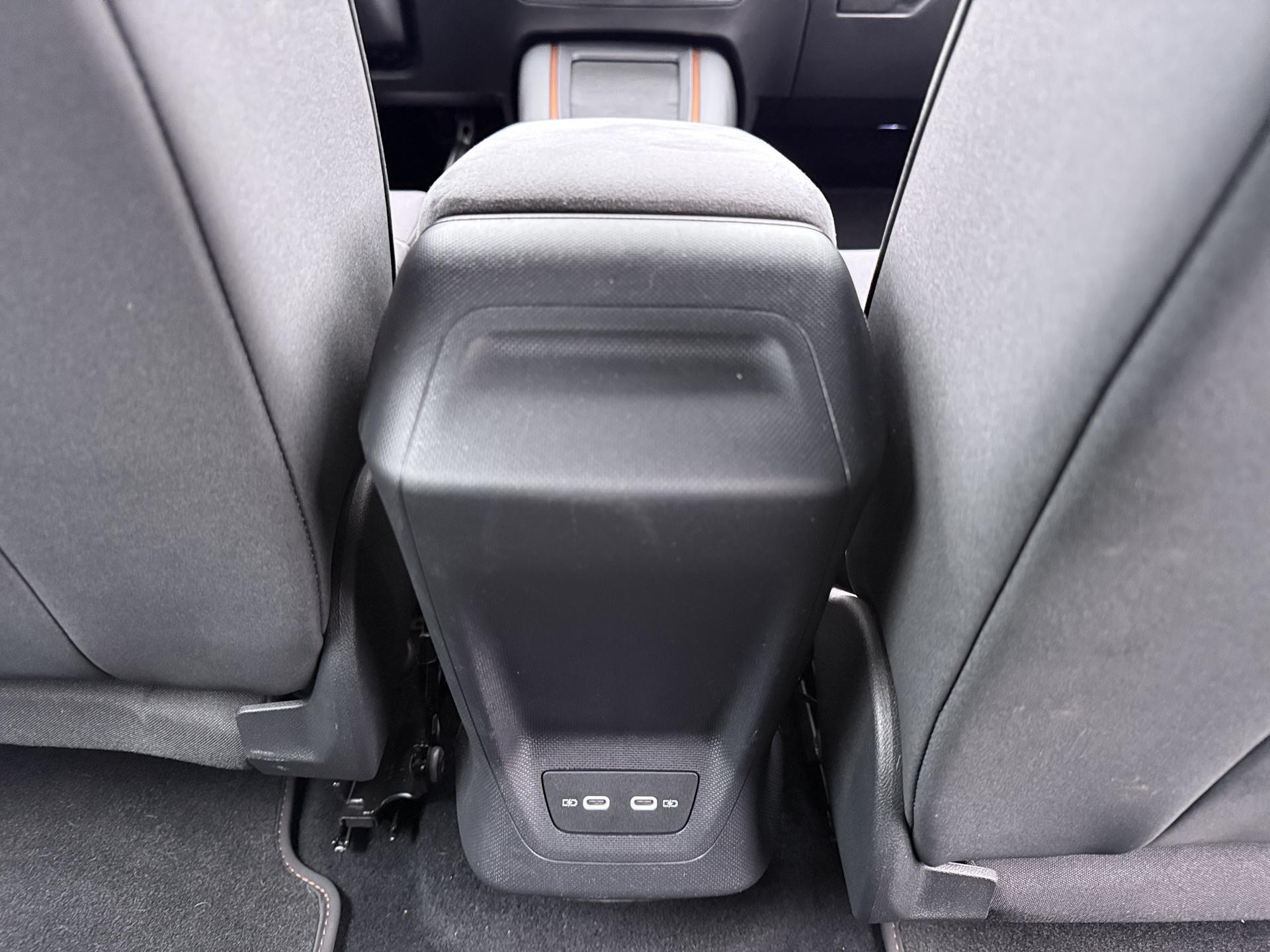 Foto van Cupra Born 150 KW 58/62 KWH