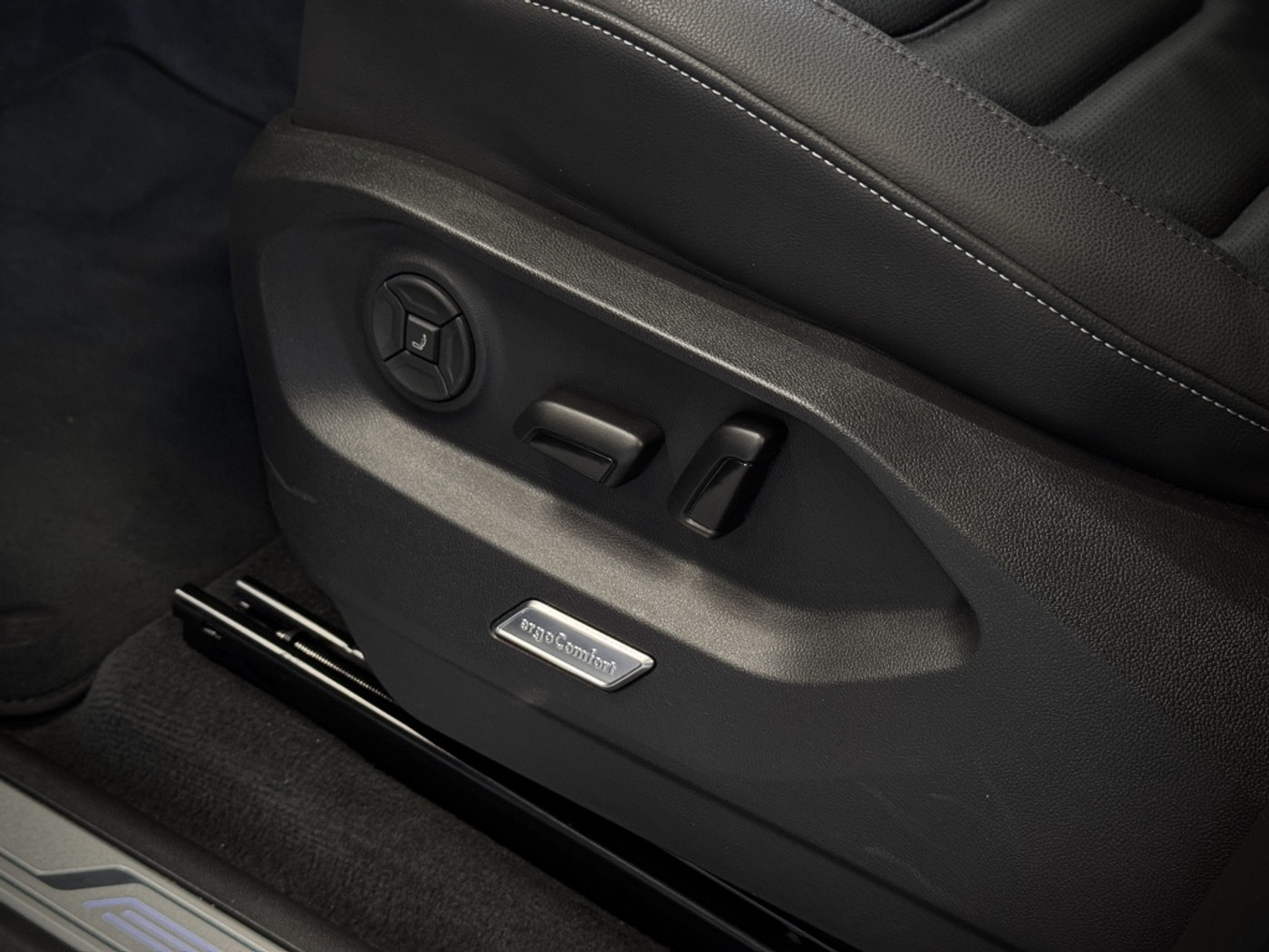 Foto van Volkswagen Touareg Ehybrid