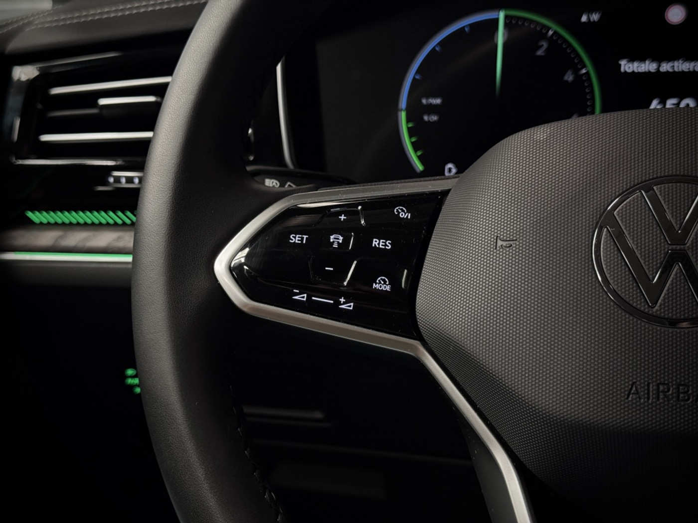 Foto van Volkswagen Touareg Ehybrid
