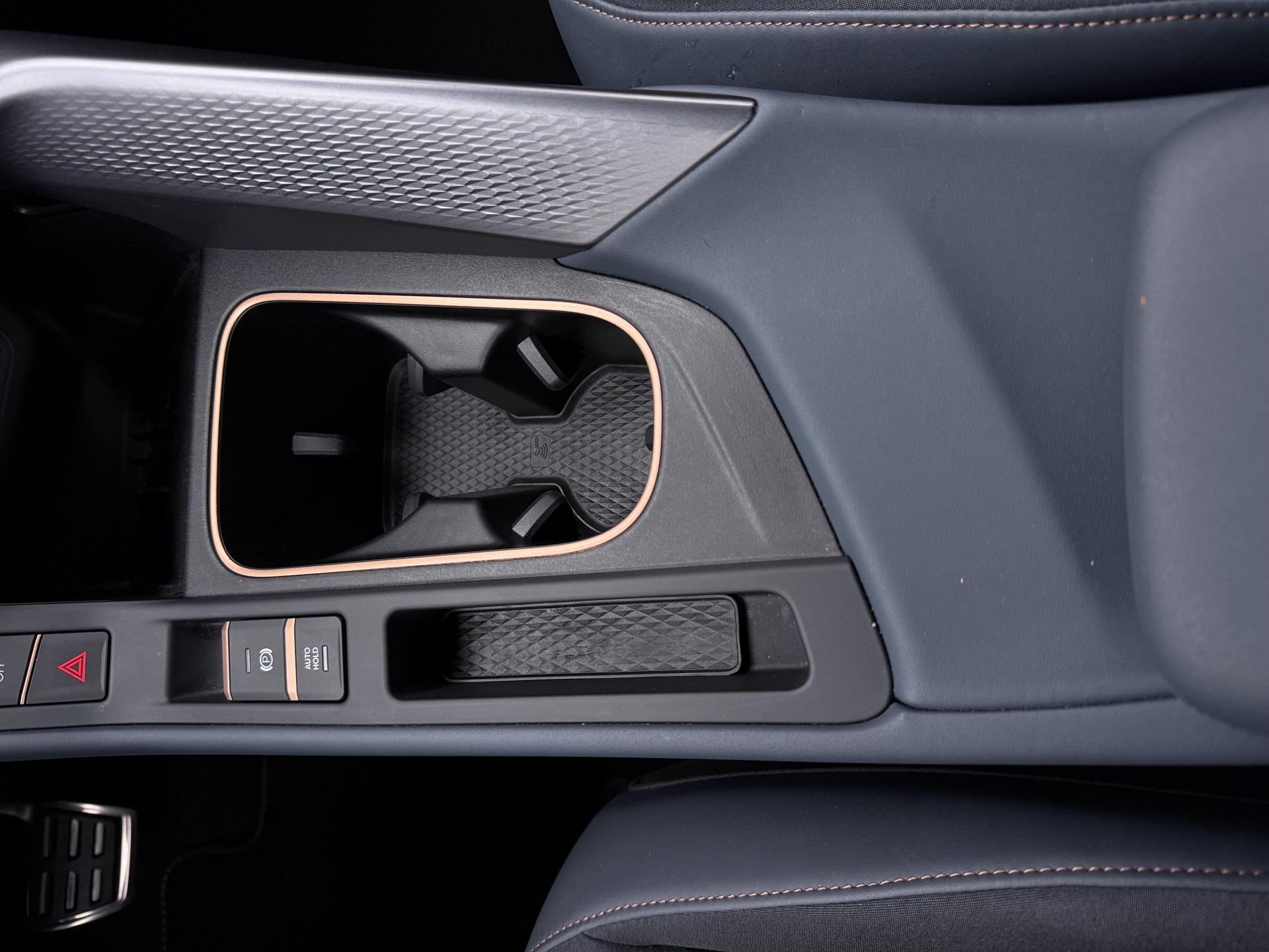 Foto van Cupra Terramar E-hybrid