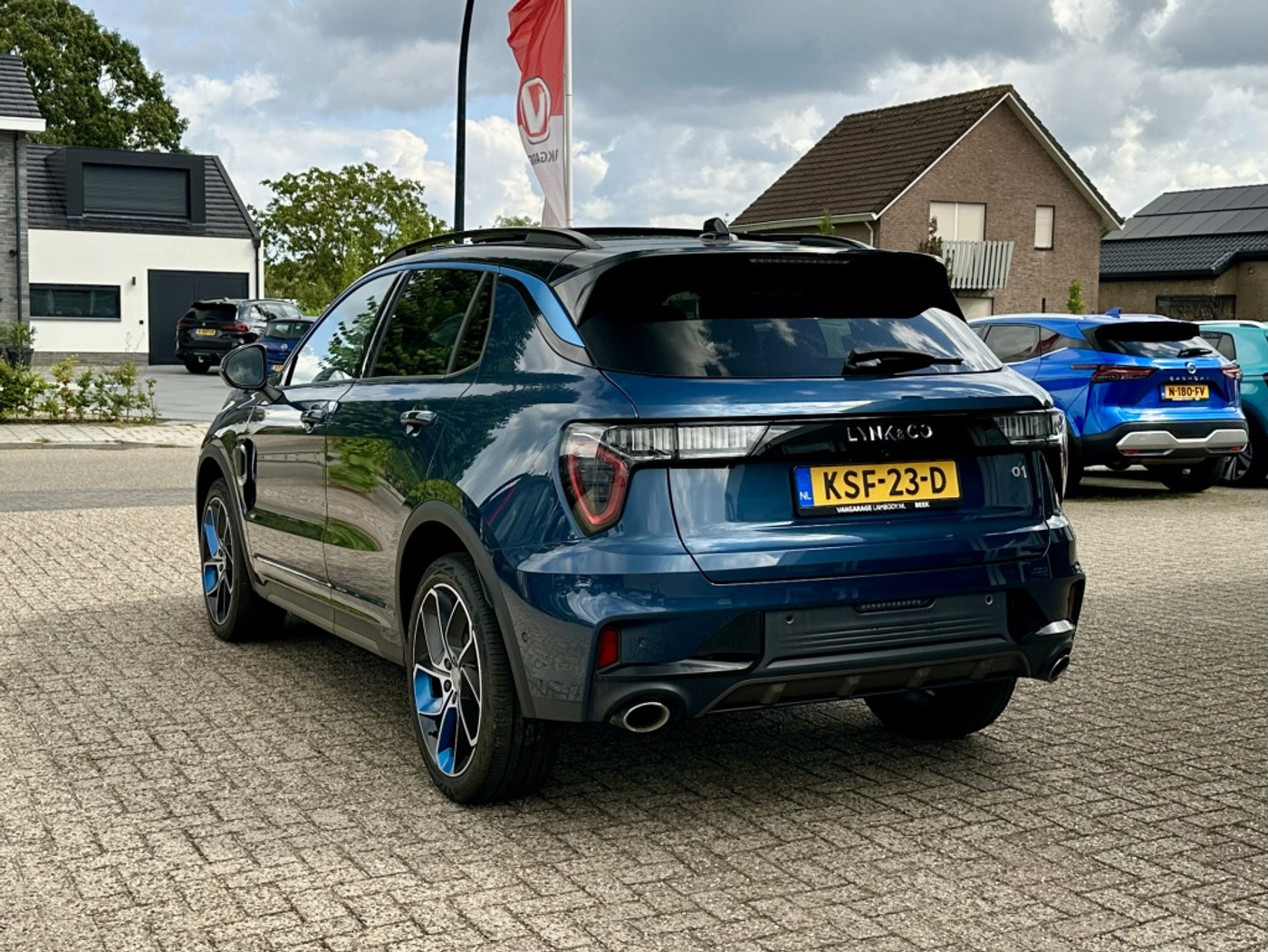 Foto van LYNK & Co 01