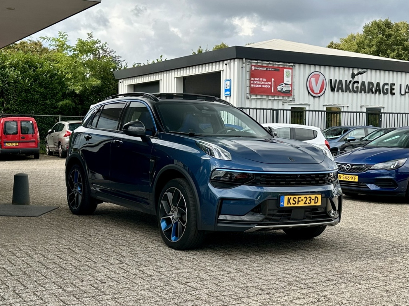Foto van LYNK & Co 01
