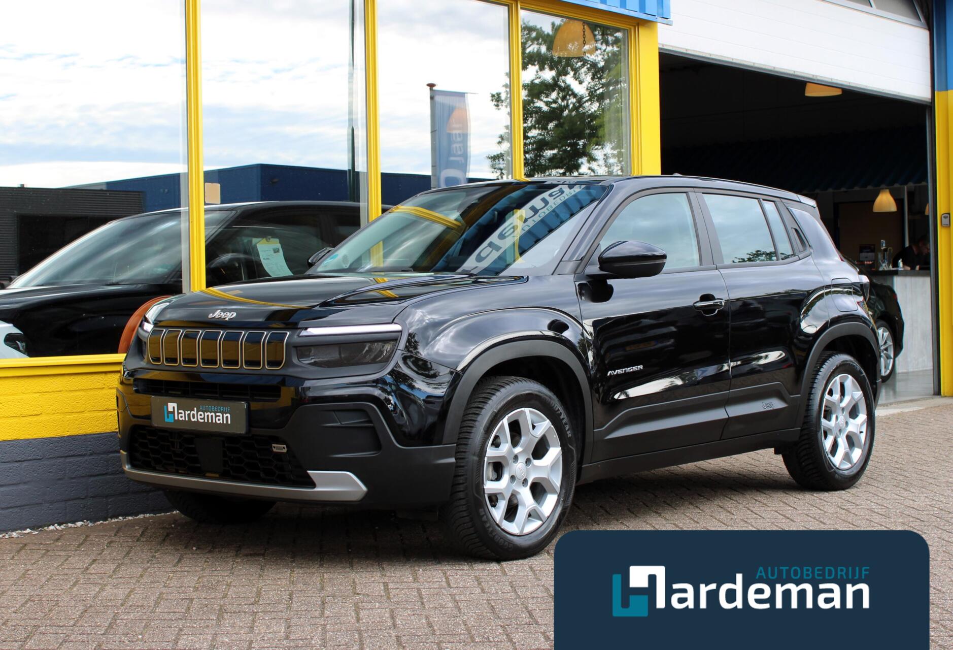 Jeep Avenger 1.2 Altitude JBL Navi Winterpack 2024 - voorkant