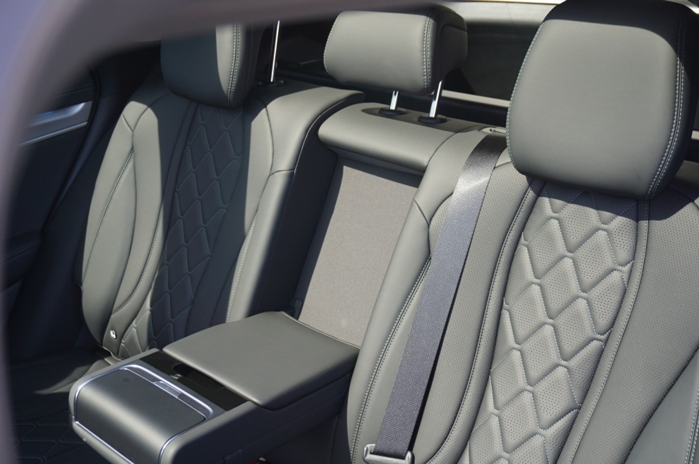 Foto van BYD BYD Sealion 7