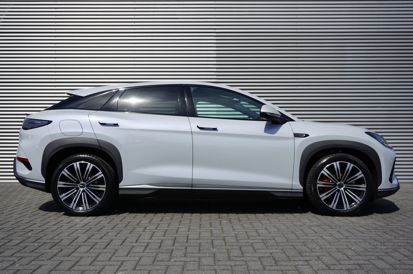 Foto van BYD BYD Sealion 7