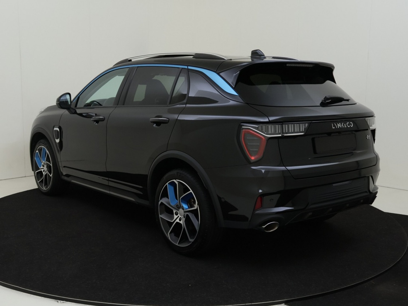 Foto van LYNK & Co 01