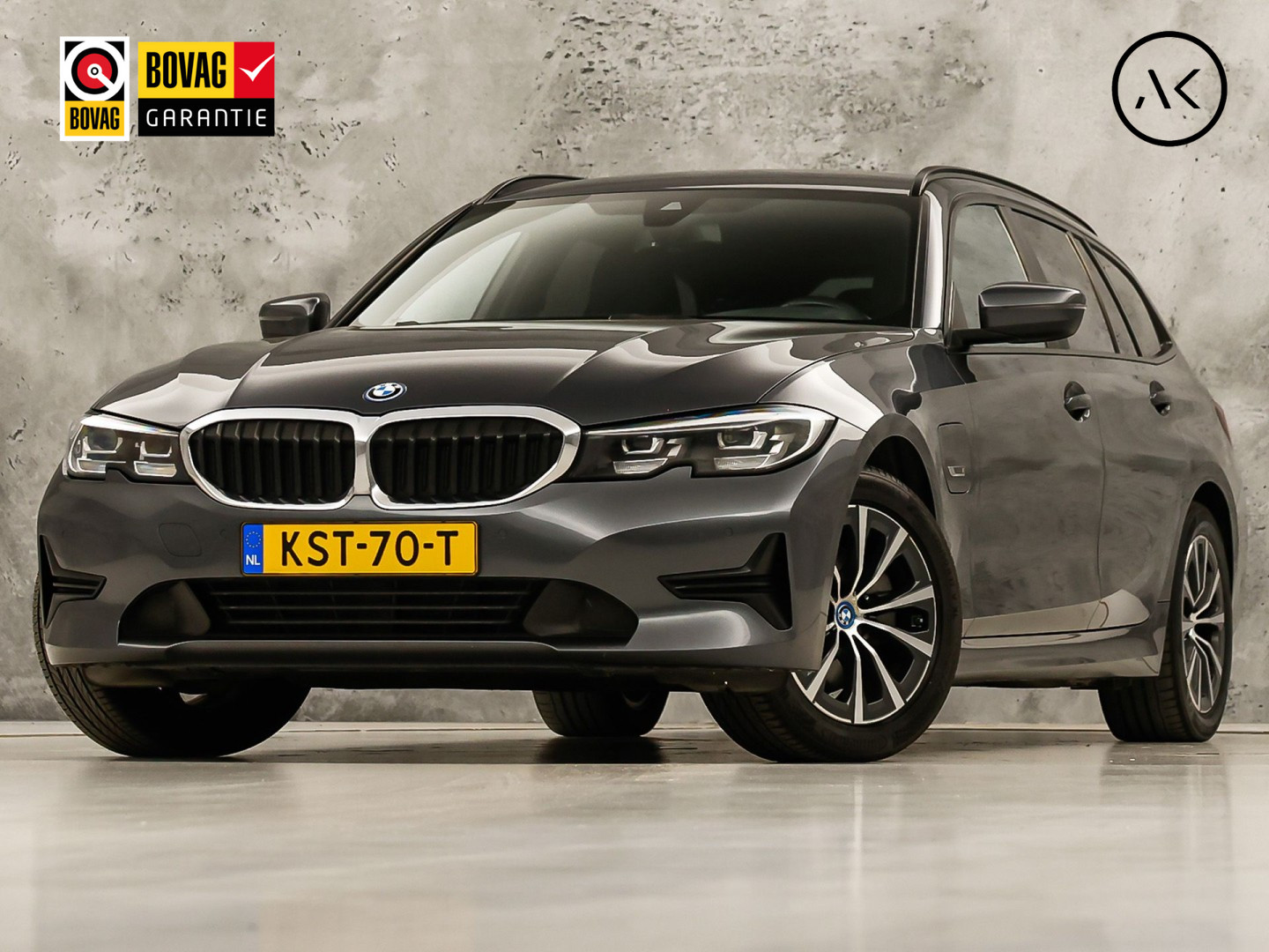 BMW 320e 320e High Executive 2021 - voorkant