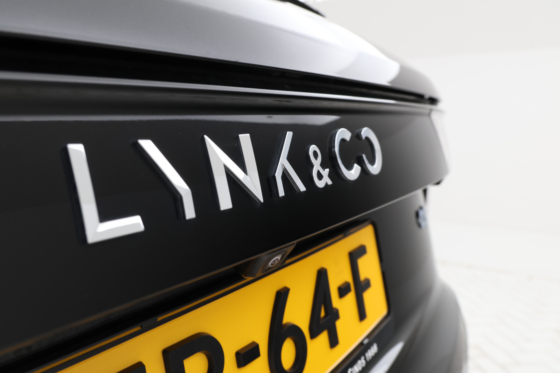 Foto van Lynk&co LYNK & Co 01
