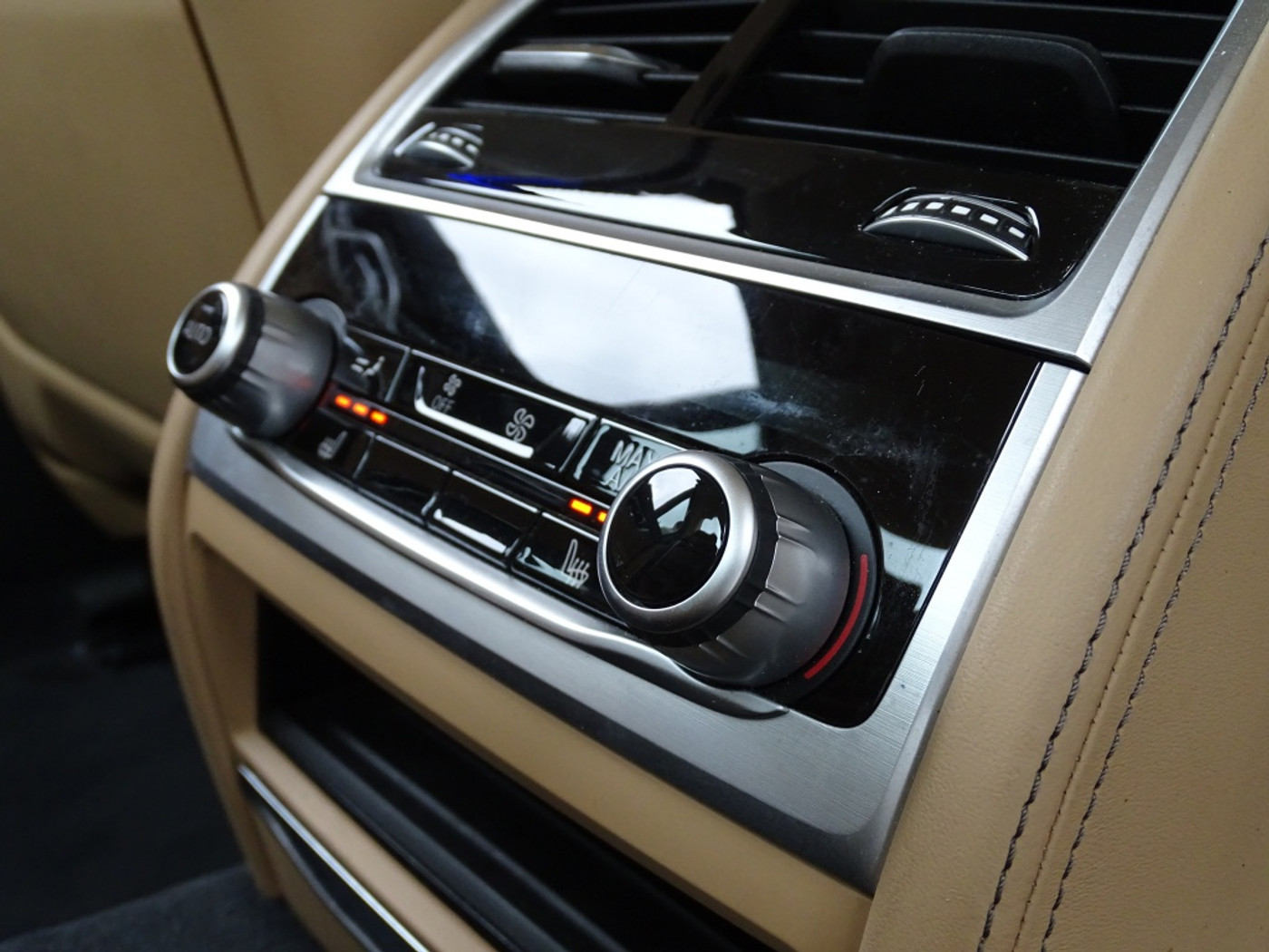 Foto van BMW 745e