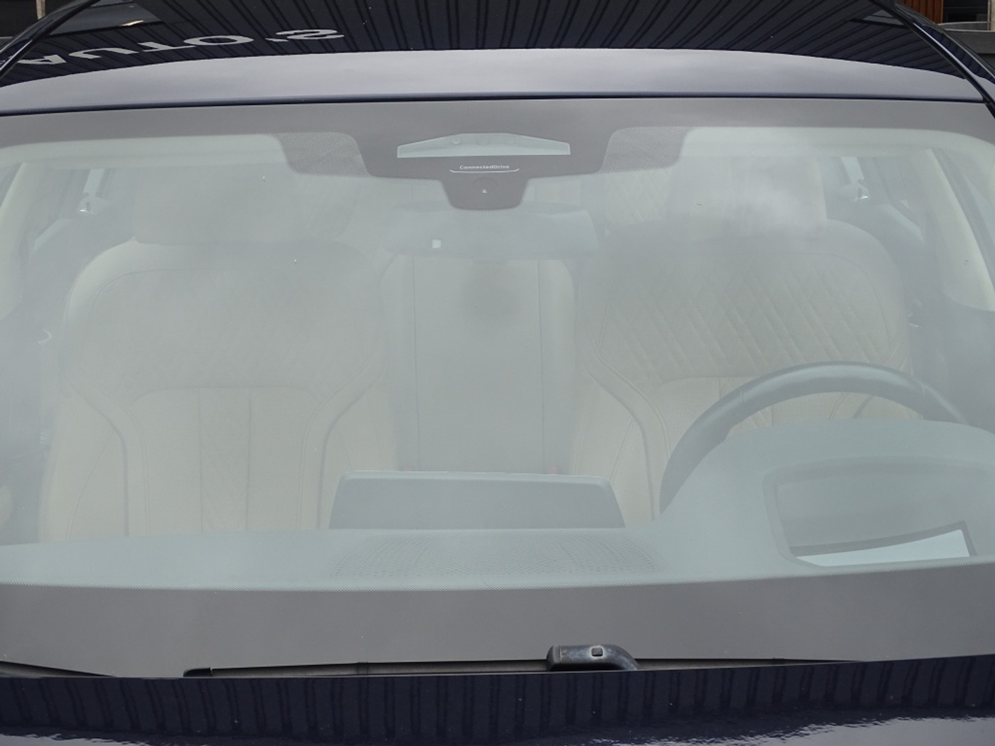 Foto van BMW 745e