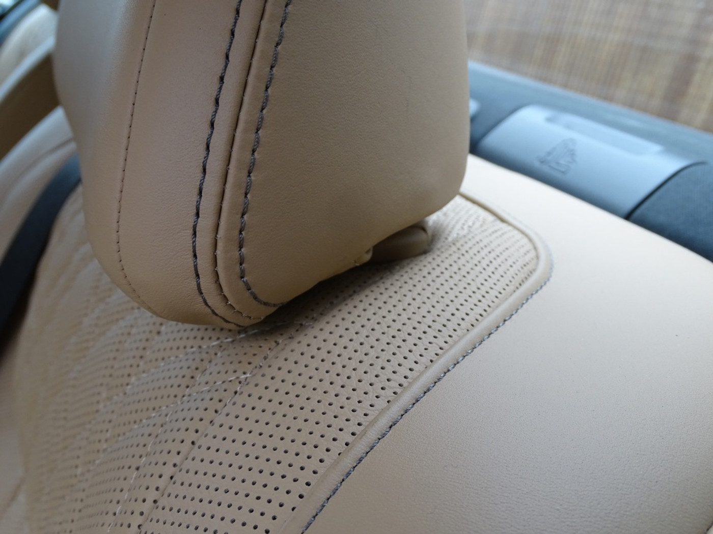Foto van BMW 745e