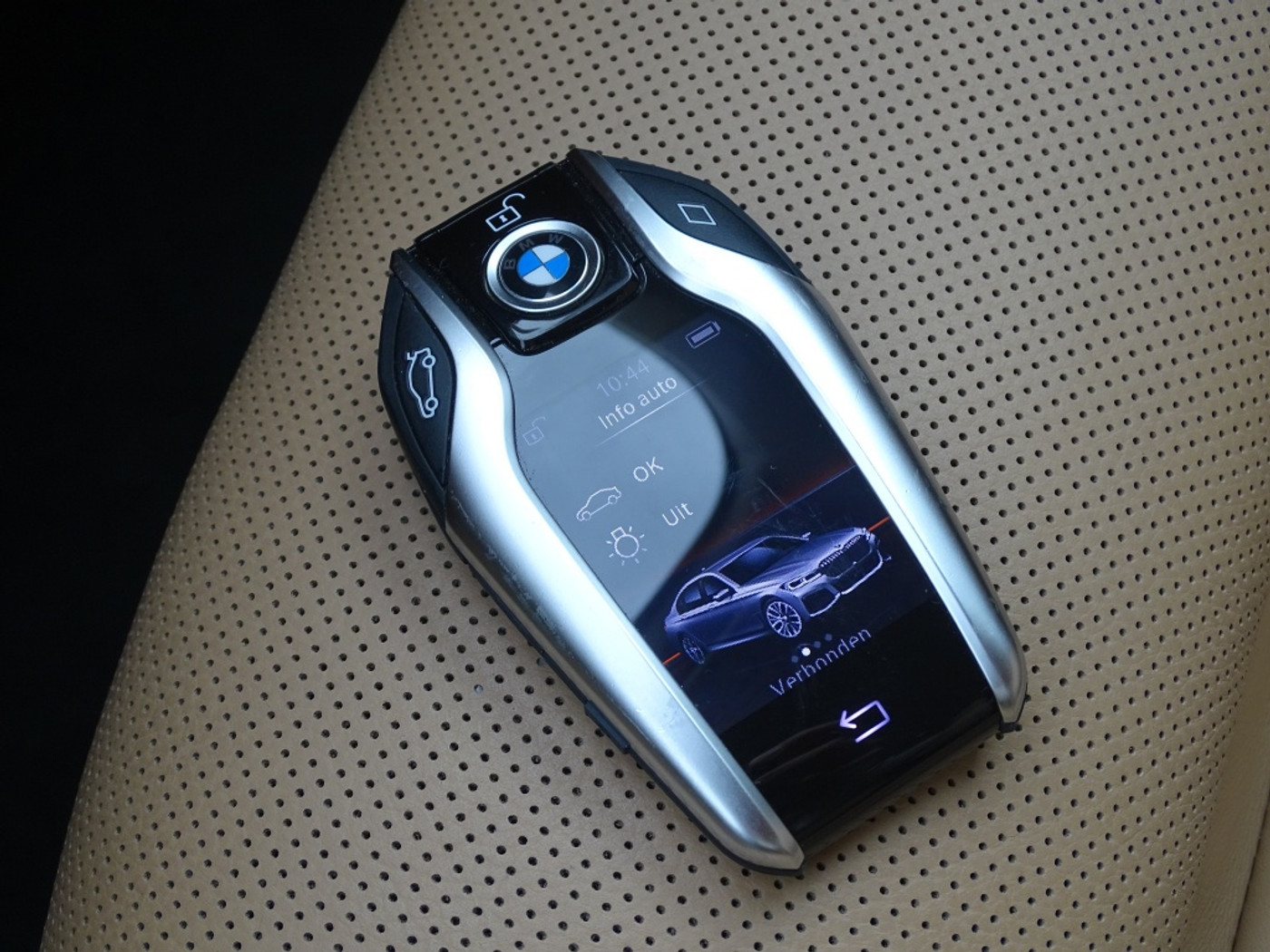 Foto van BMW 745e