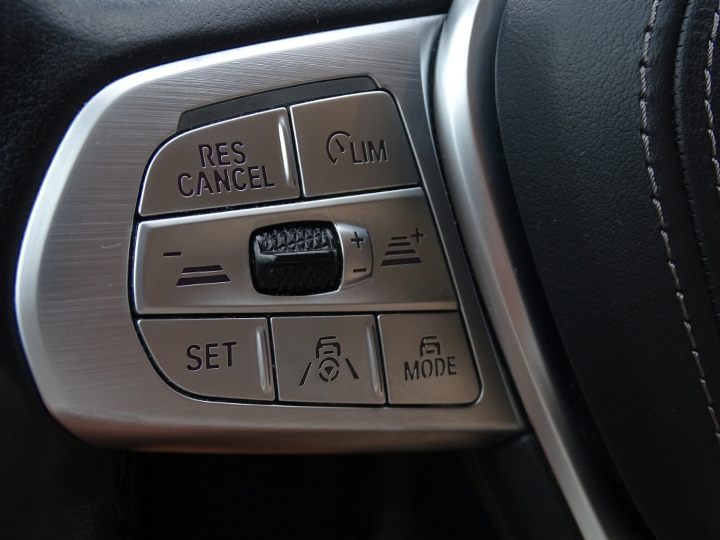 Foto van BMW 745e