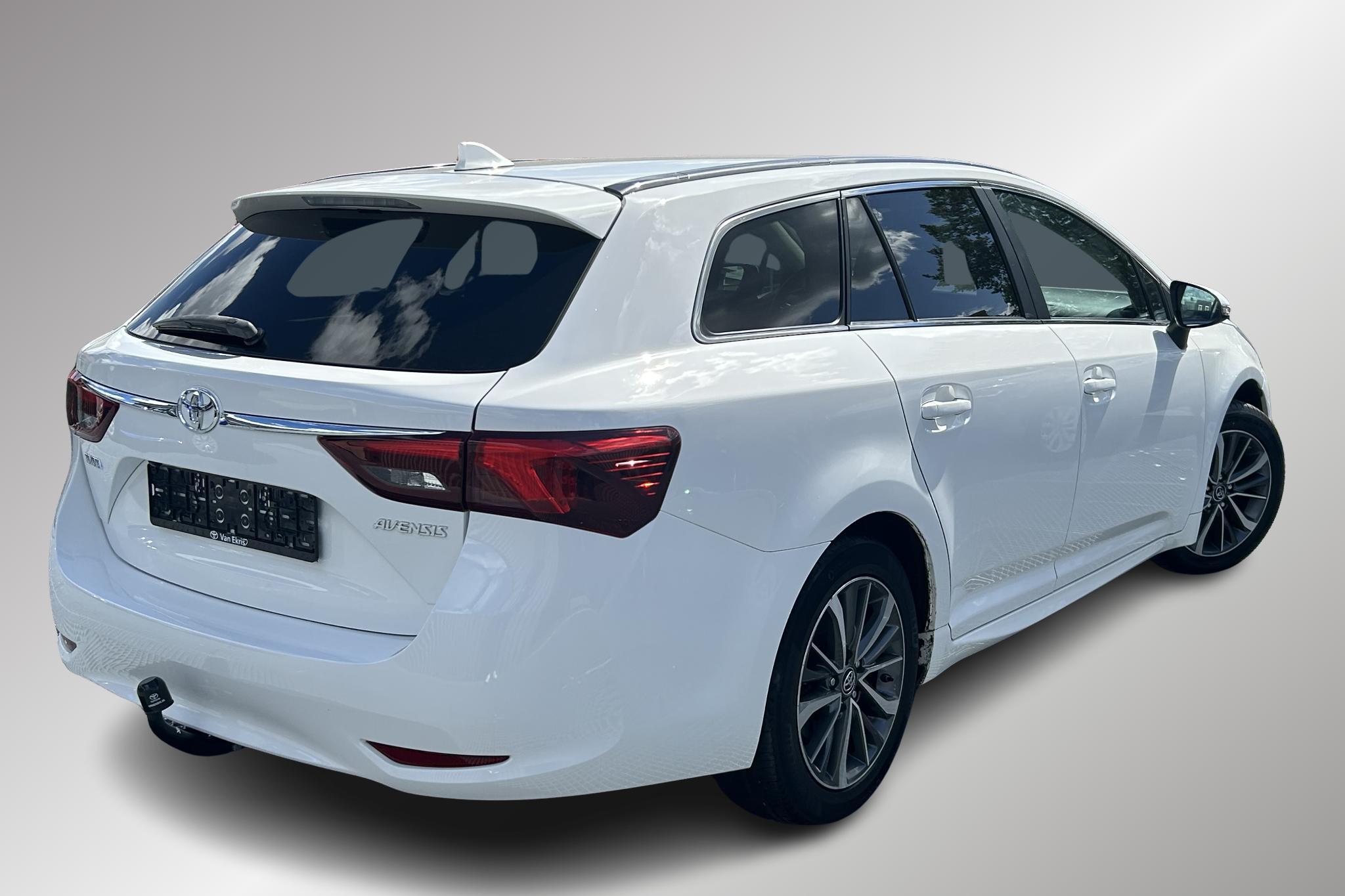 Foto van Toyota Avensis Touring Sports