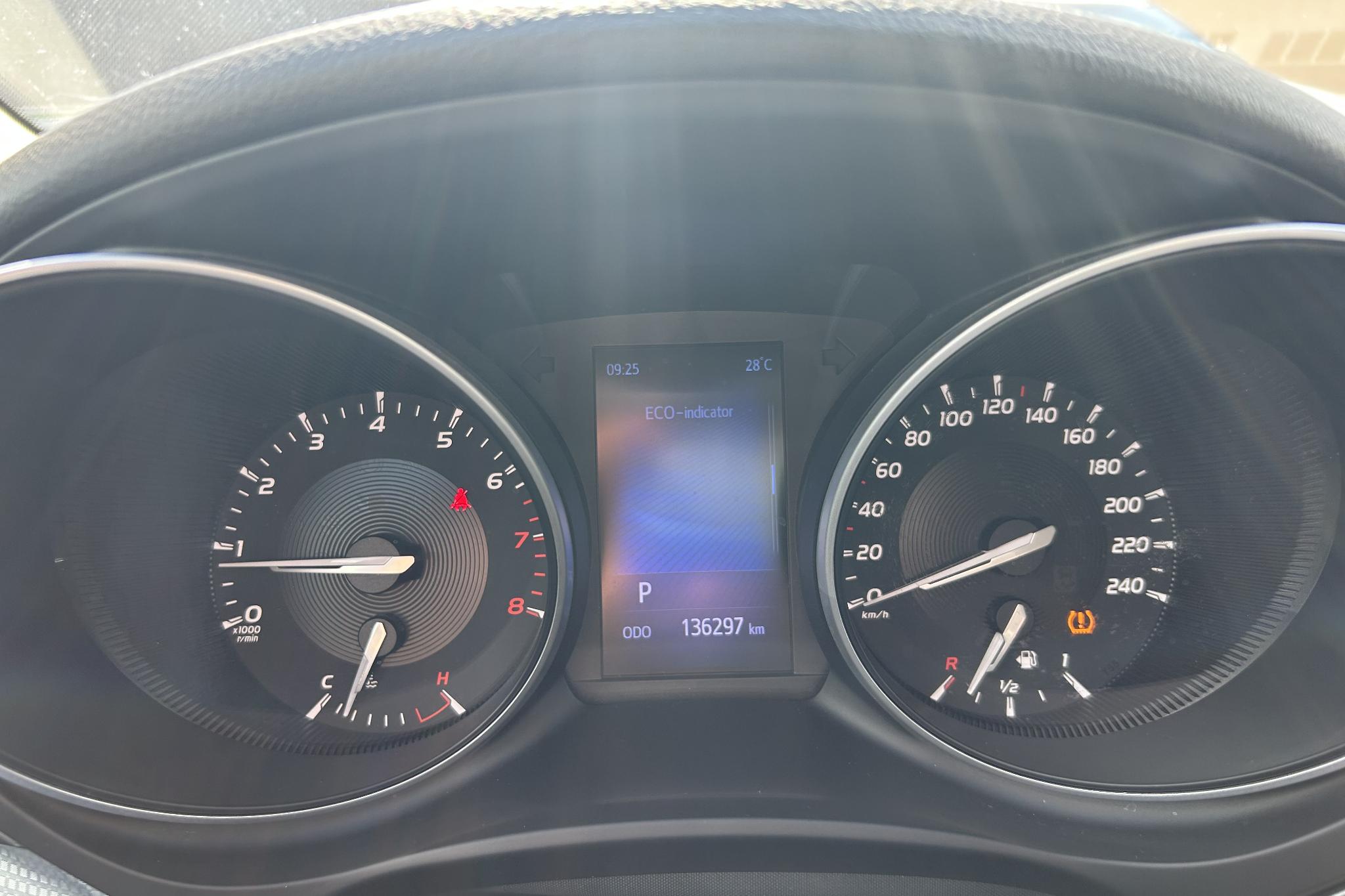 Foto van Toyota Avensis Touring Sports