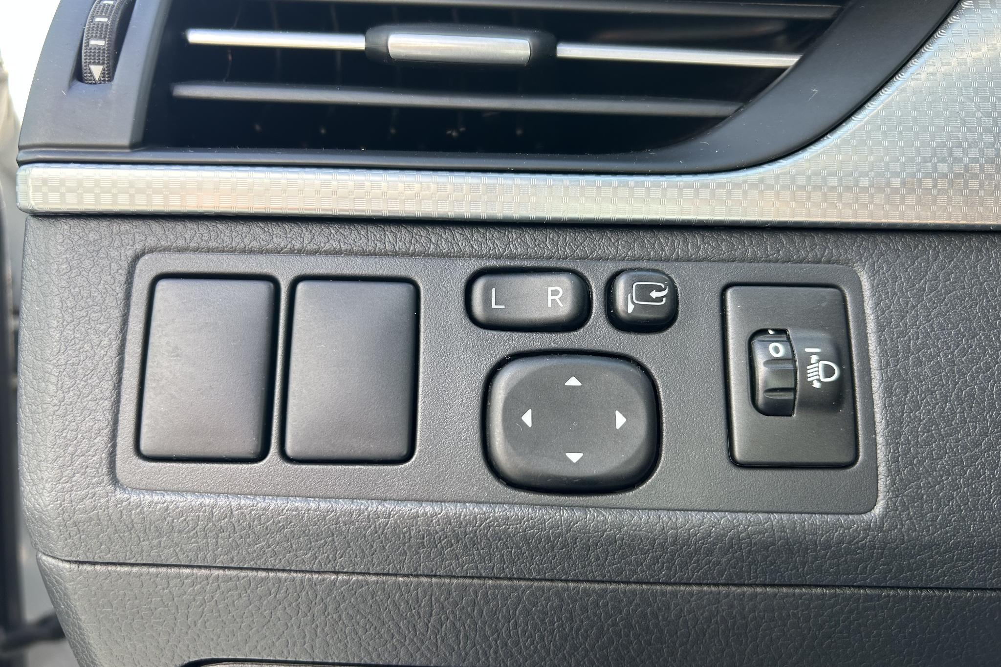 Foto van Toyota Avensis Touring Sports
