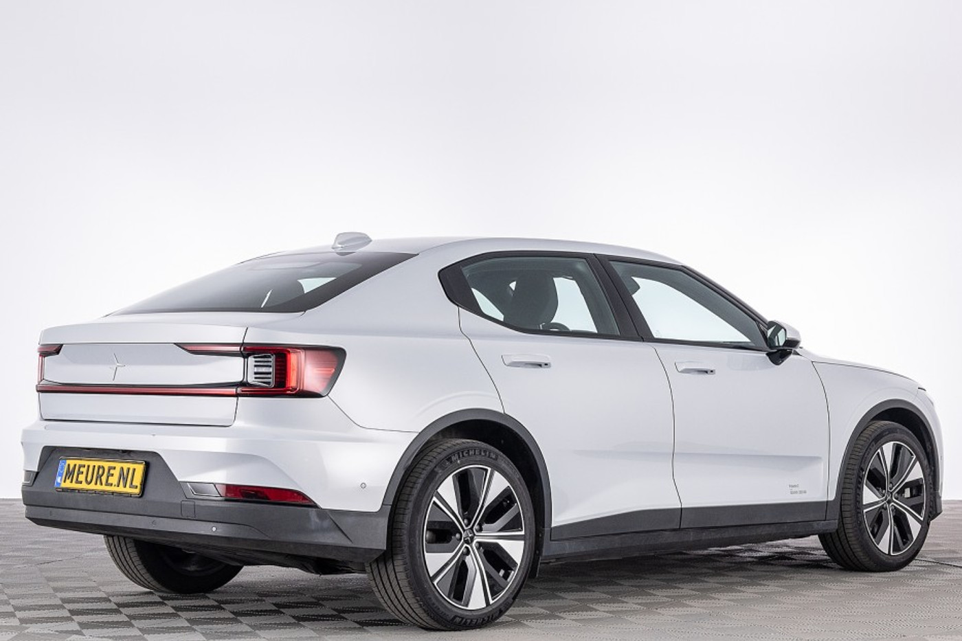 Foto van Polestar 2
