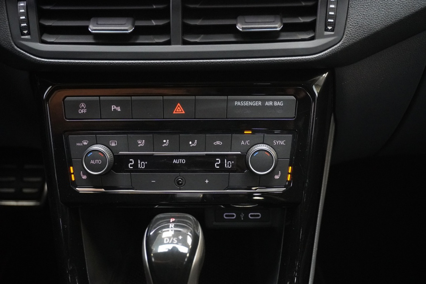 Foto van Volkswagen T-cross
