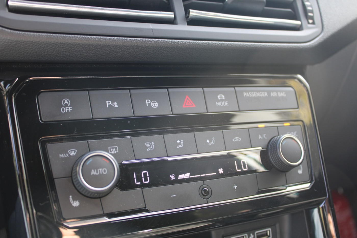 Foto van Volkswagen T-cross