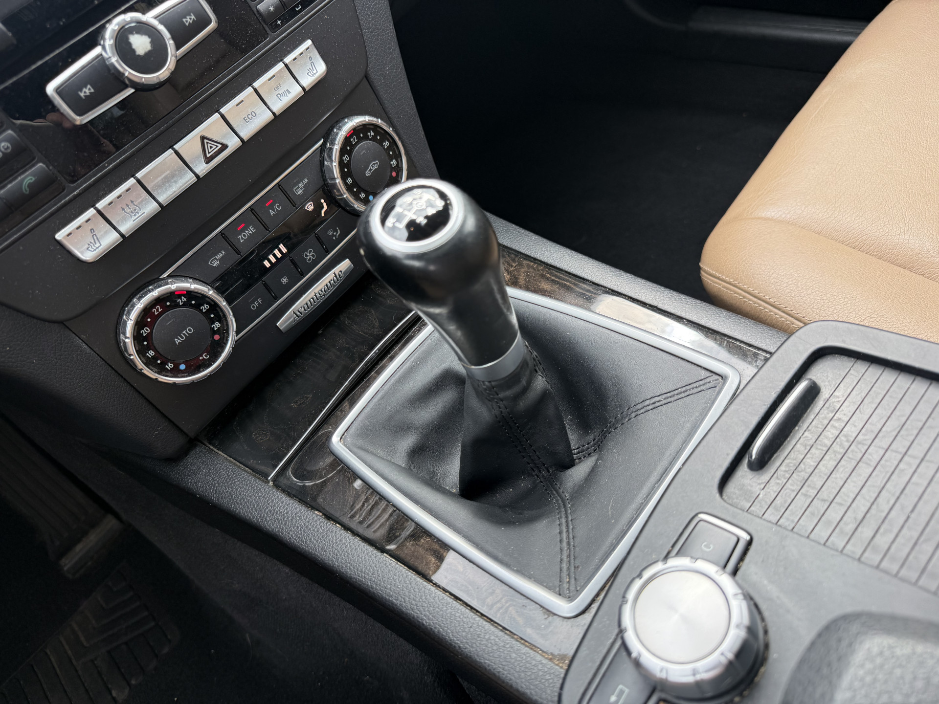 Foto van Mercedes-Benz C 200