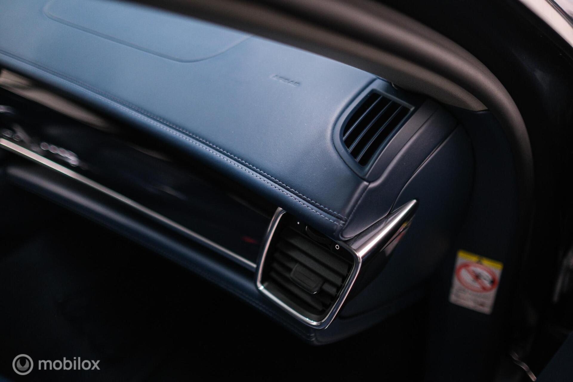 Foto van Porsche Panamera S Hybrid