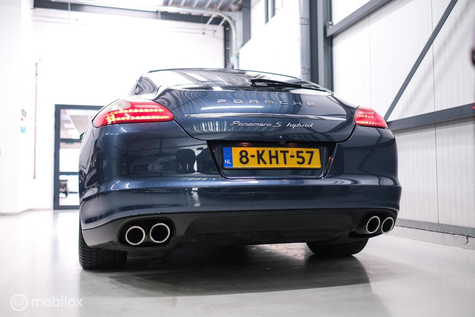 Foto van Porsche Panamera S Hybrid