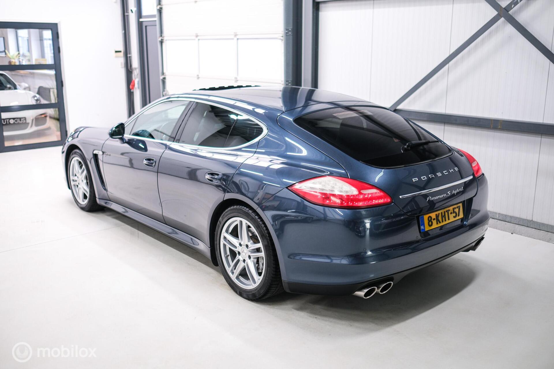Foto van Porsche Panamera S Hybrid