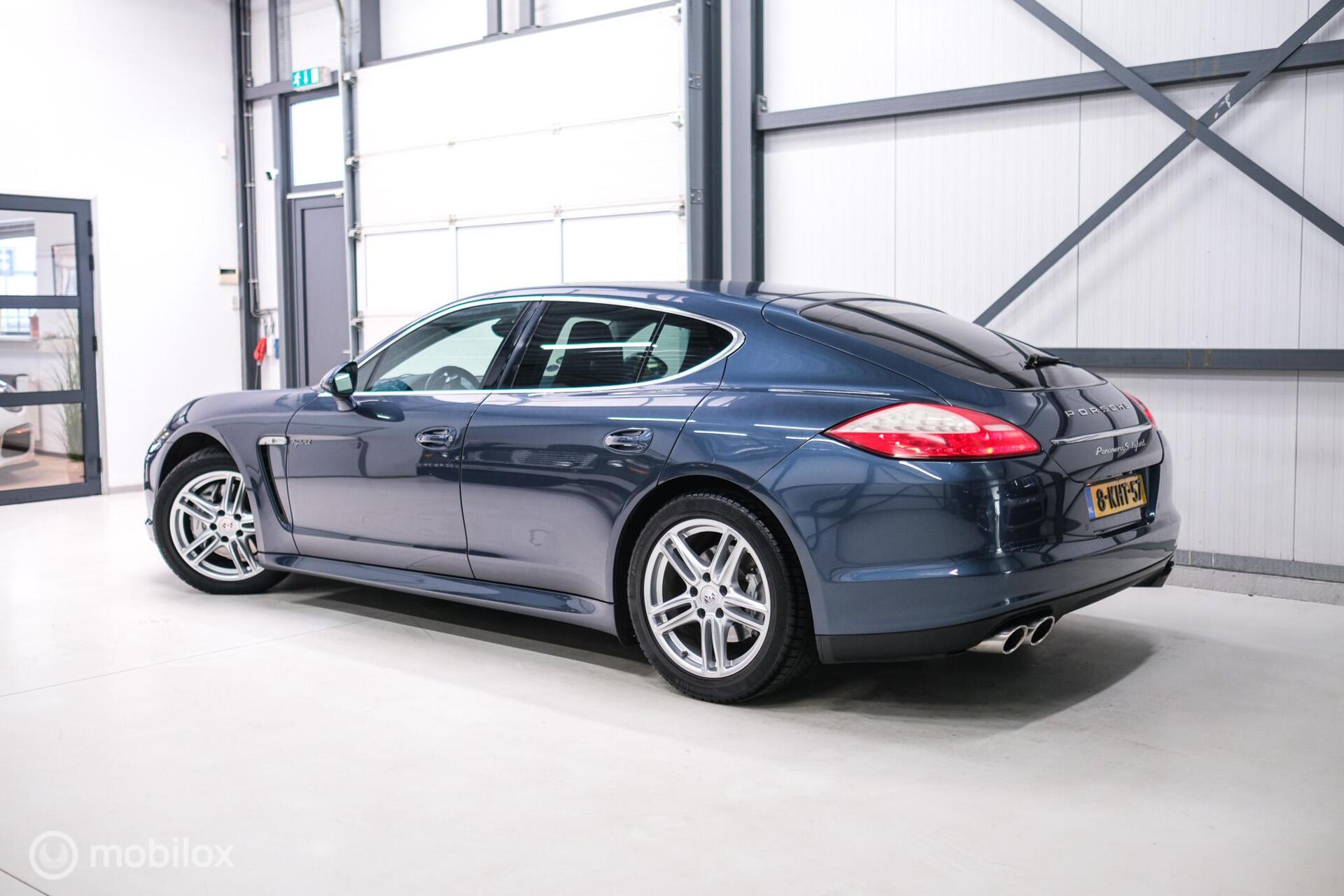 Foto van Porsche Panamera S Hybrid