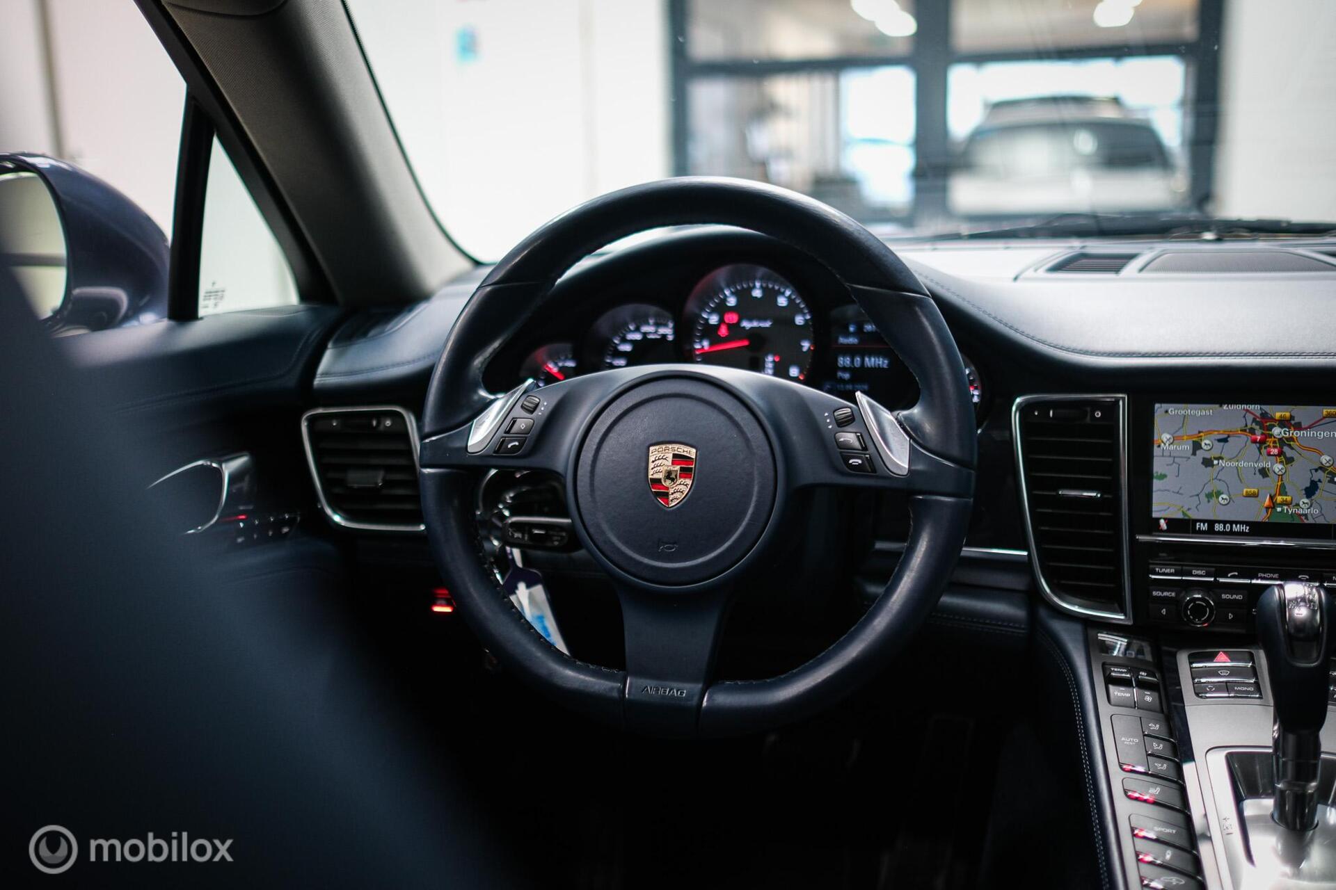 Foto van Porsche Panamera S Hybrid