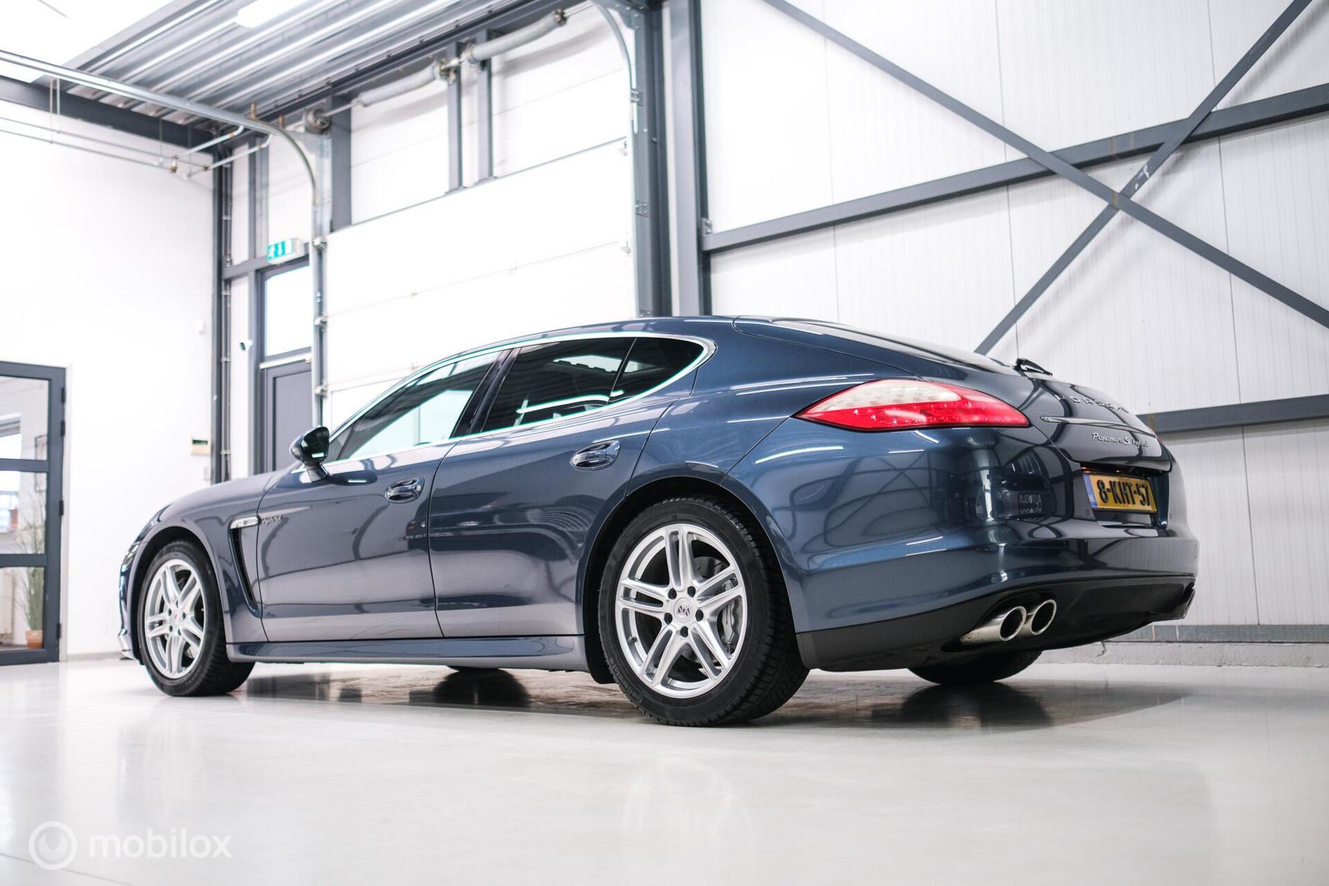 Foto van Porsche Panamera S Hybrid
